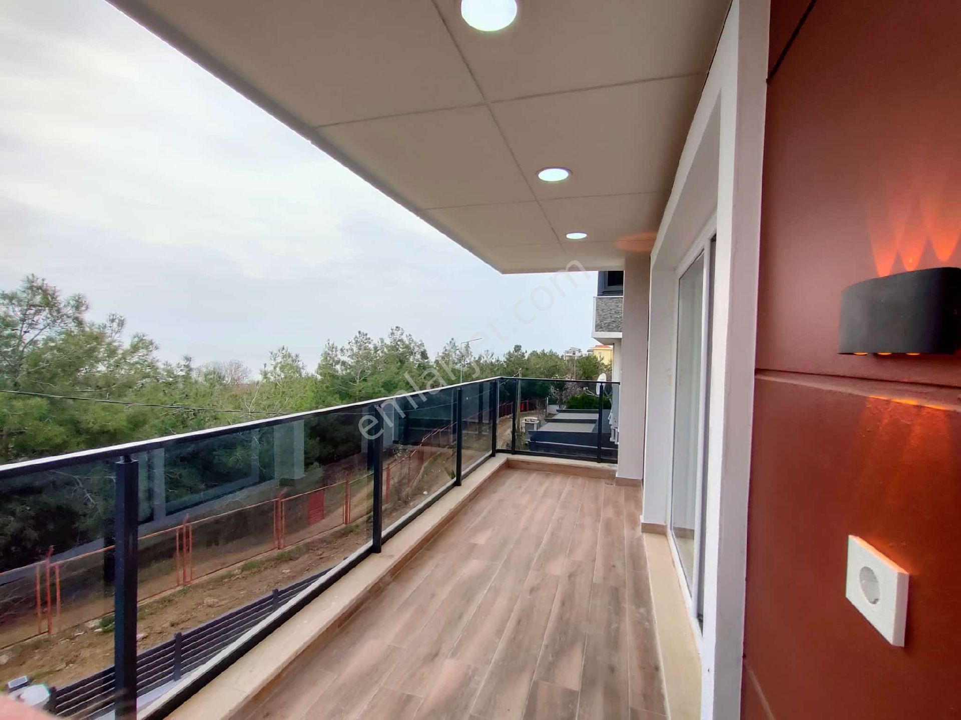 M.ereğlisi Dereağzı Sıfır Havuzlu Ultra Lüks Denize Sıfır Villa - Görsel 9