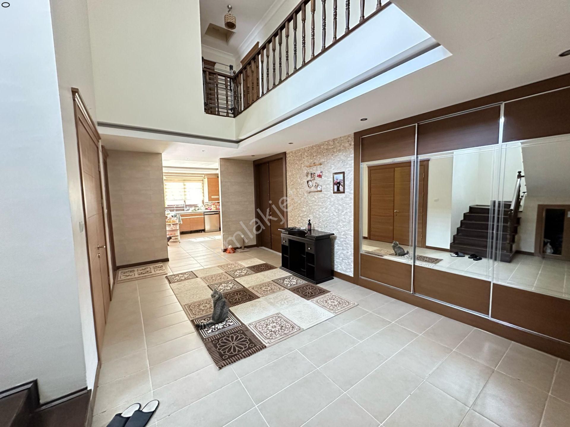 Dicle Vadi Satılık 5.5+1 Villa - Görsel 22