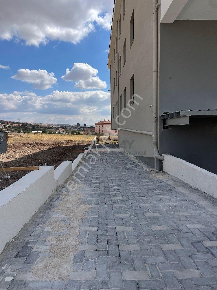 Güvenay - Çorum Bahar 1.cad. Üstü Sülüklüevler Satılık 3+1 Sıfır Daire - Görsel 5