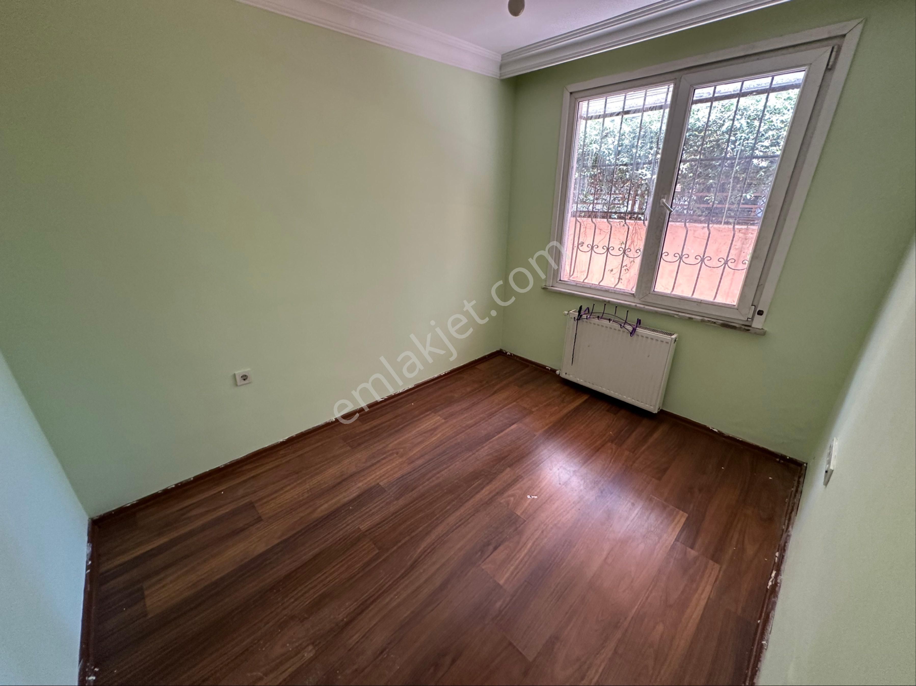 Sultangazi De 2+1 Kiralık Daire