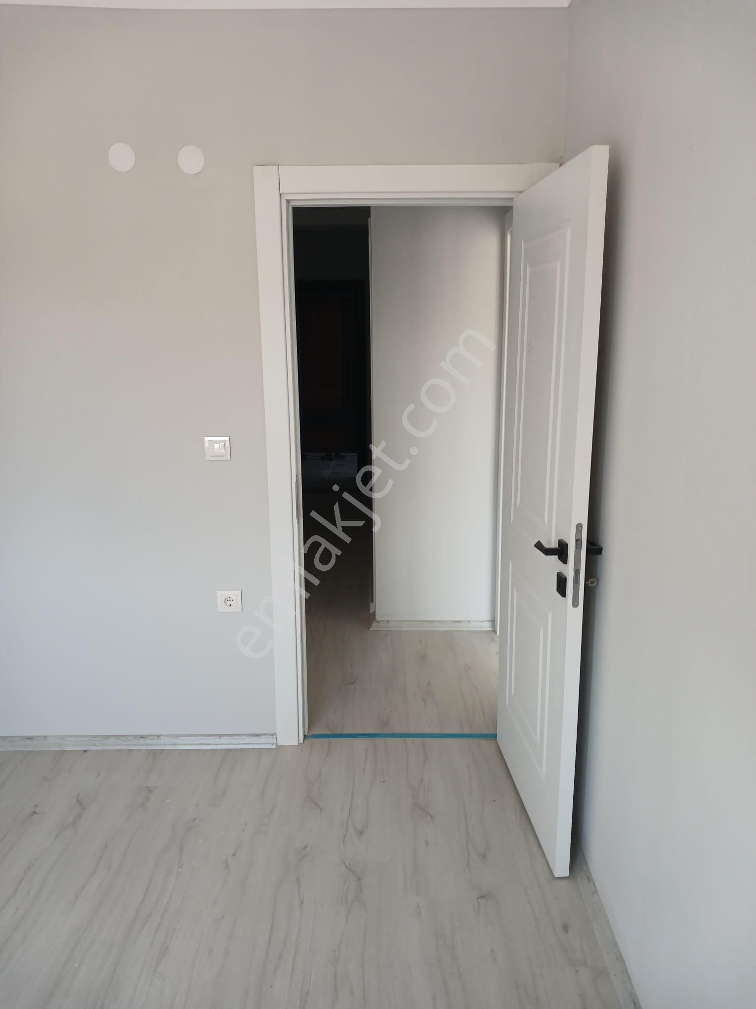 Sahibinden Kiralık Daire Kombi Doğalgaz Arakat