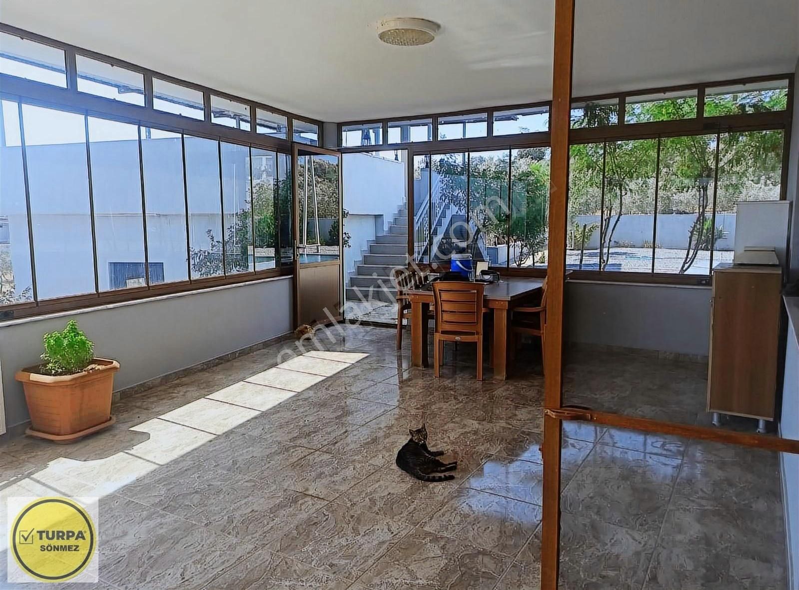 Akçaköy' De; 8 Dönüm - Satılık Havuzlu Malikhane Ve Zeytinlik - Görsel 12