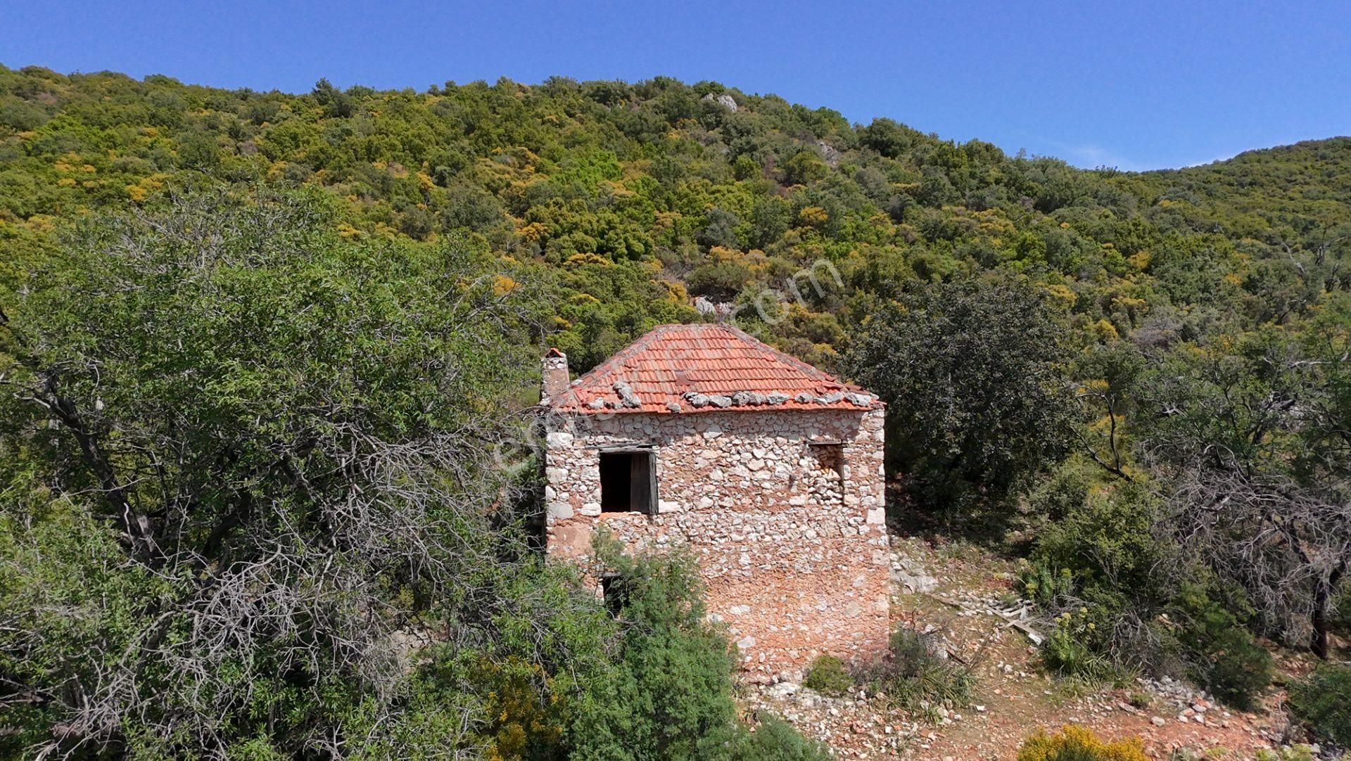 Antalya Kaş Satılık Taş Ev Ve Badem Bahçesi - Görsel 15