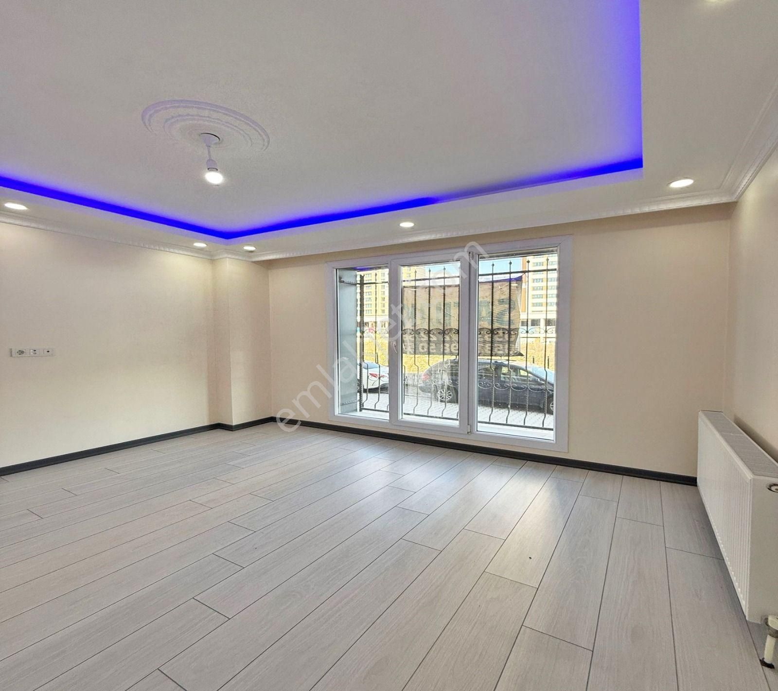 Bahçeşehir Bölge 3+1 Ebeveyn Banyolu Oturuma Hazır Satılık Daire - Görsel 5