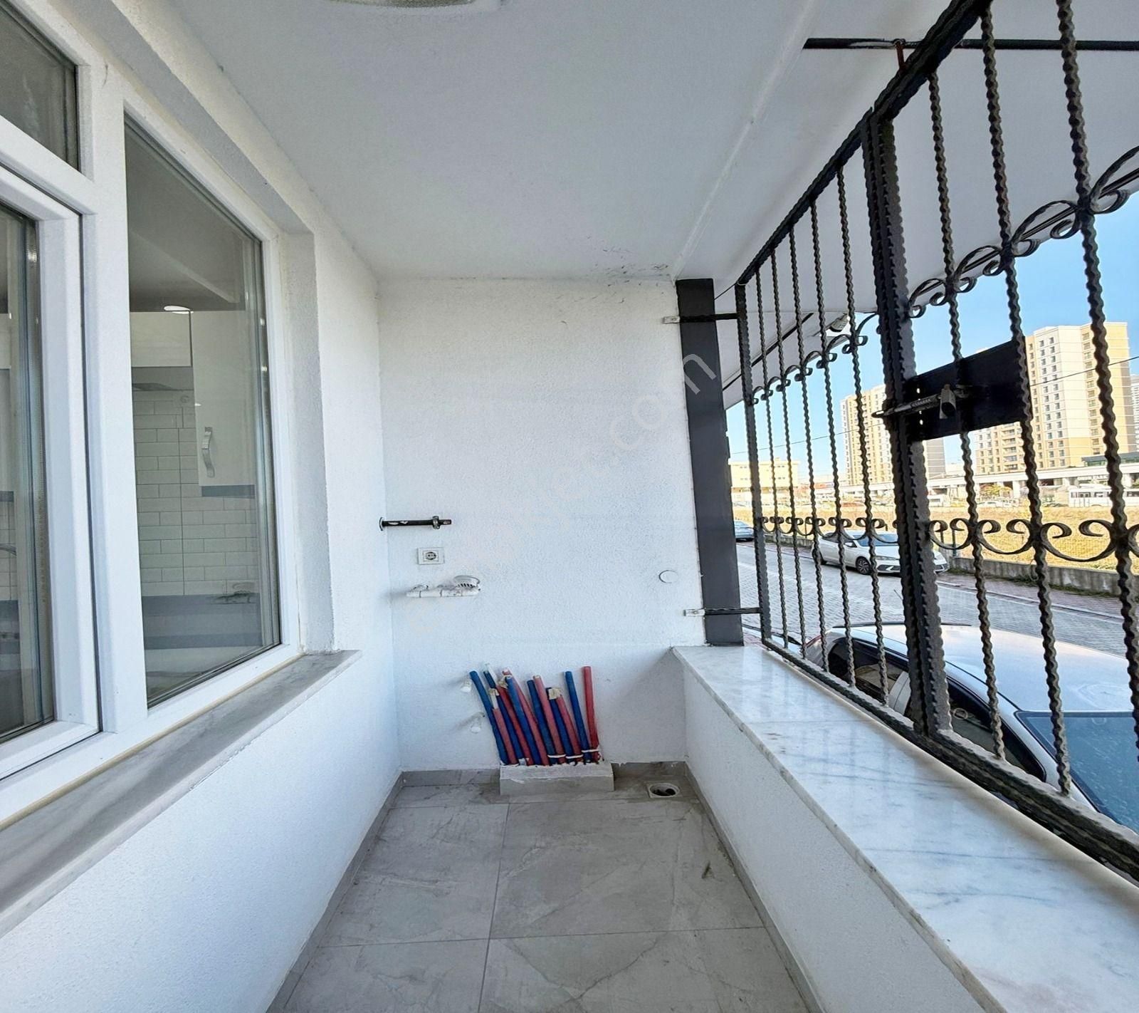 Bahçeşehir Bölge 3+1 Ebeveyn Banyolu Oturuma Hazır Satılık Daire - Görsel 27