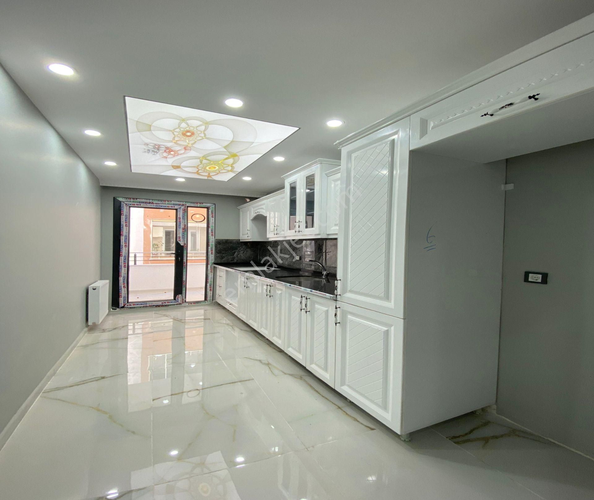 Bahçeşehir Lokasyonu Yatırıma & Oturuma Uygun 2+1 Ara Kat Dekorlu Yeni Satılık Daire - Görsel 15