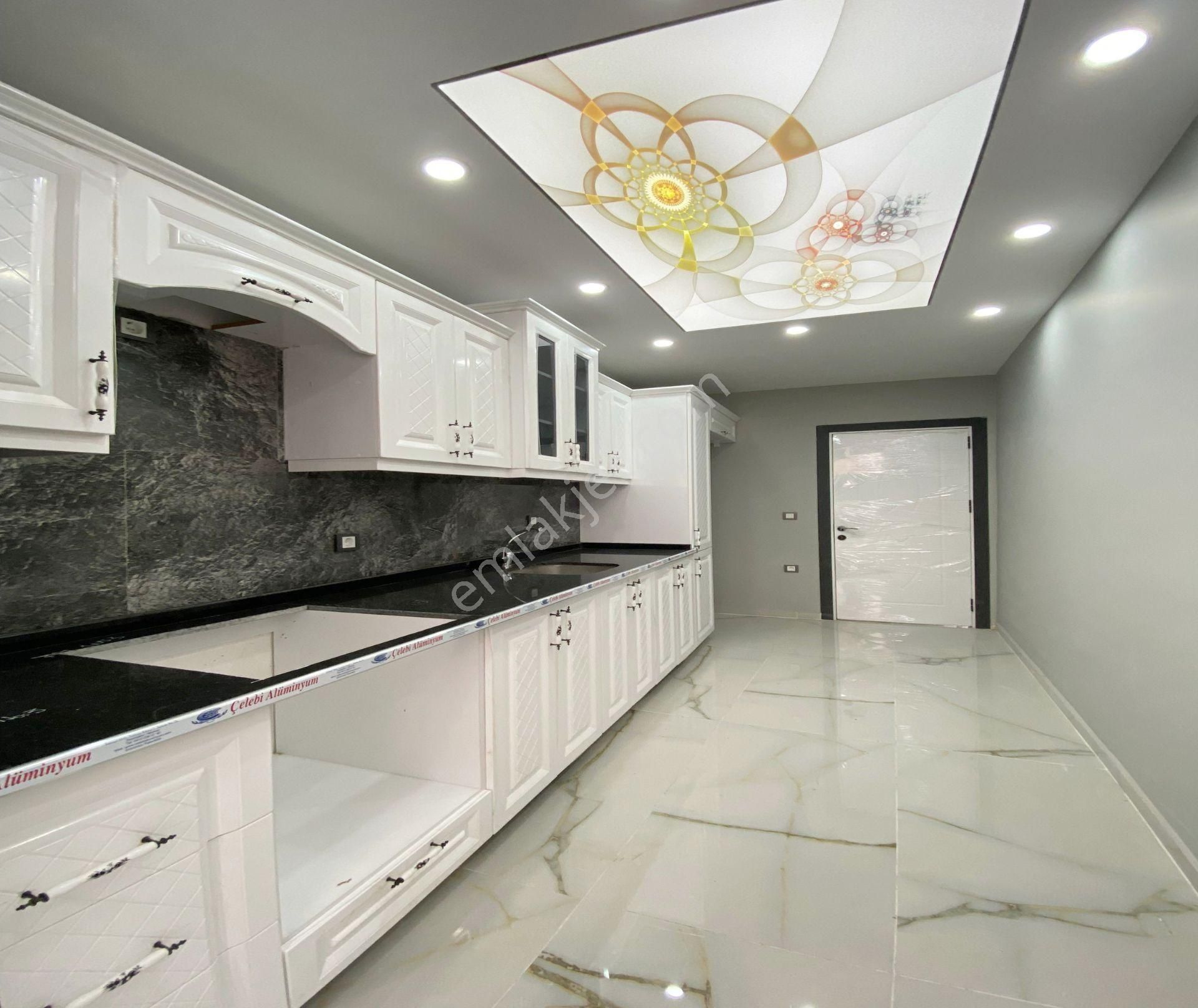 Bahçeşehir Lokasyonu Yatırıma & Oturuma Uygun 2+1 Ara Kat Dekorlu Yeni Satılık Daire - Görsel 12