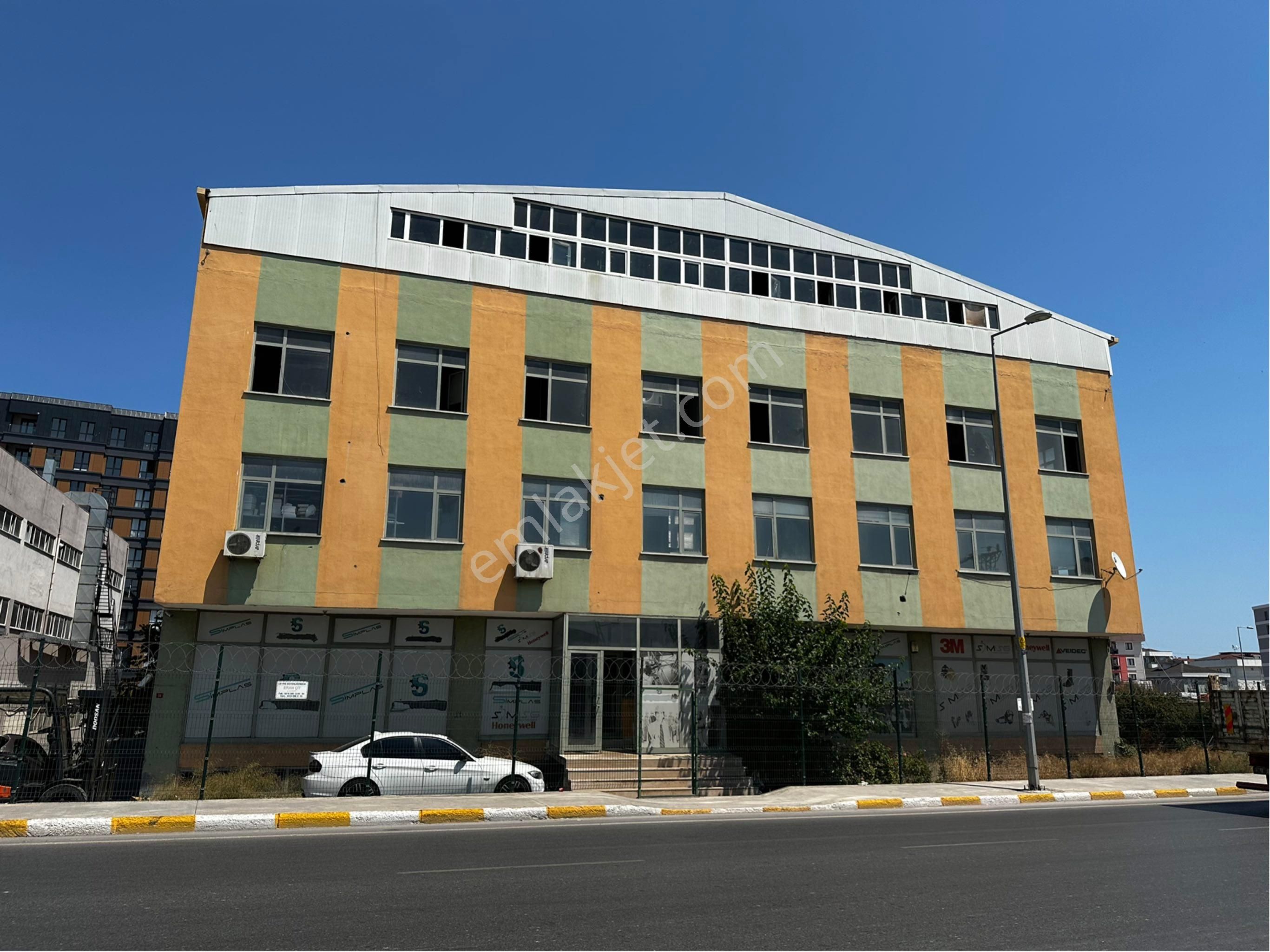 Kiralık Üretim Ve Depolama Alanı – Kurtköy Metro Yanı