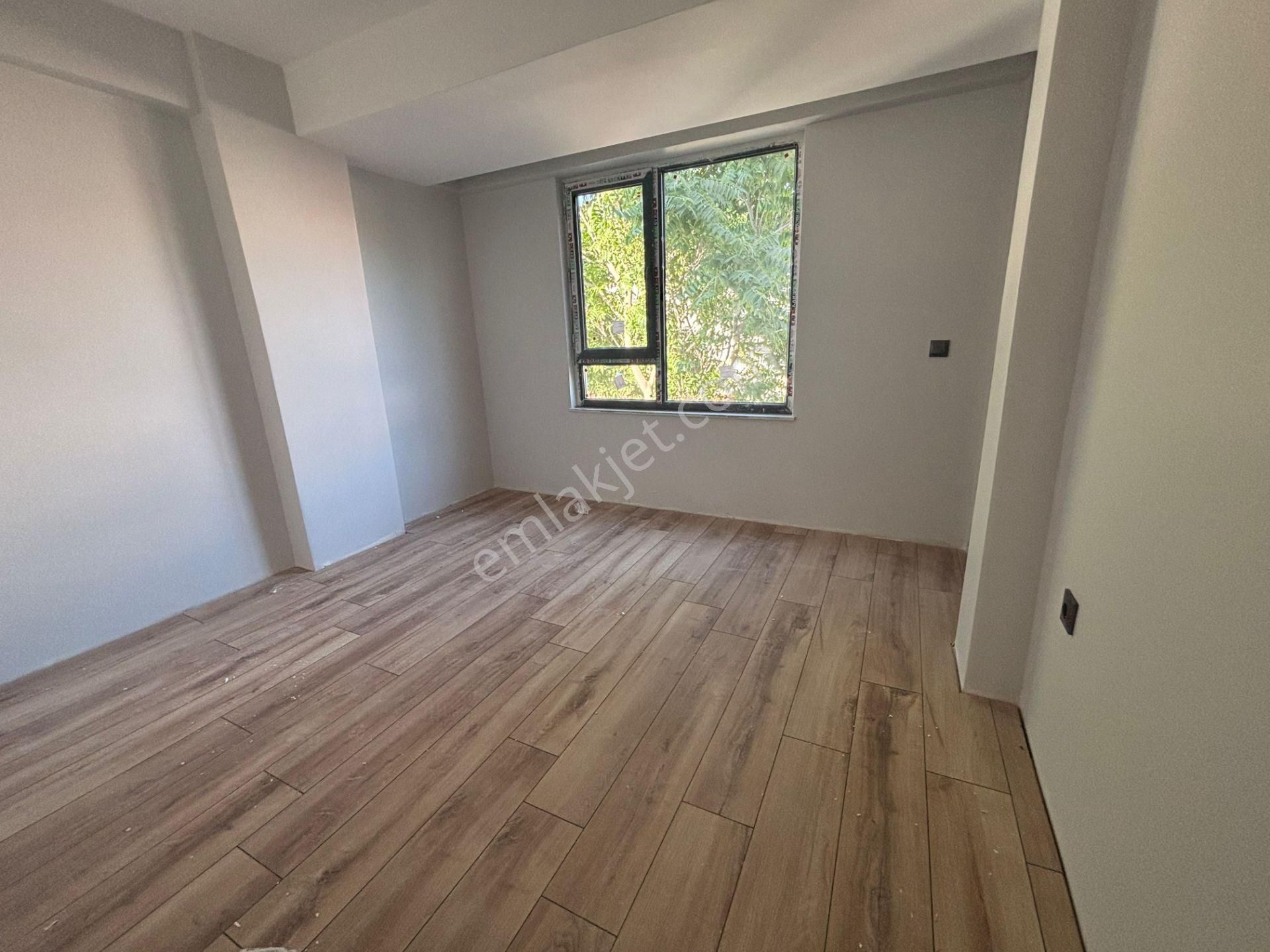 Esentepe Mh. Eğitimciler Cd. Yakını Satılık 2+0 Daire Ab-3