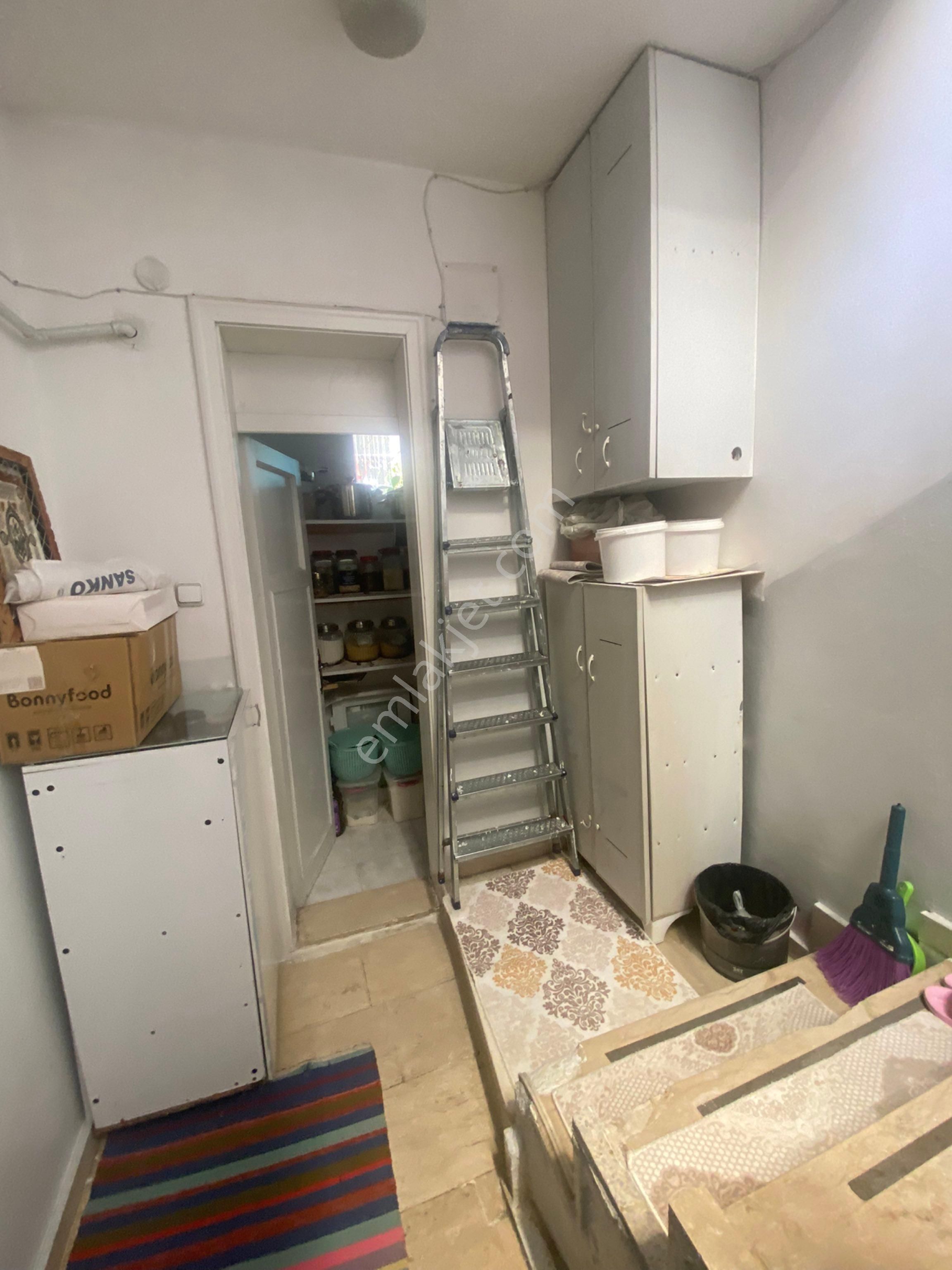 Çağdaş Da 110m 2 Kat Ve 1 Geniş Garaj. D.gazlı,2+1, Bakımlı Ev - Görsel 4