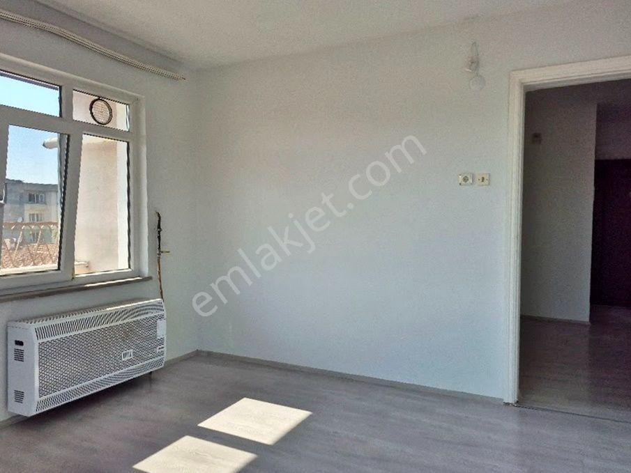 Erenler Dilmen Mahallesinde Kiralık 2+1 Daire - Görsel 9