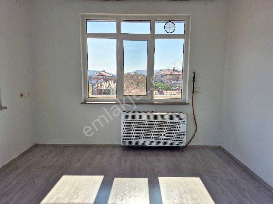 Erenler Dilmen Mahallesinde Kiralık 2+1 Daire - Görsel 8
