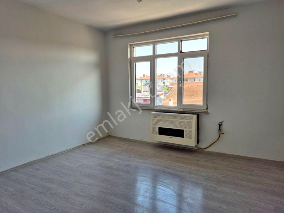 Erenler Dilmen Mahallesinde Kiralık 2+1 Daire - Görsel 14