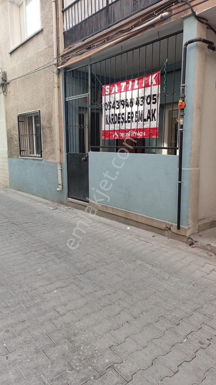 Satılık Daire Çamdibinde Bornova 2/1