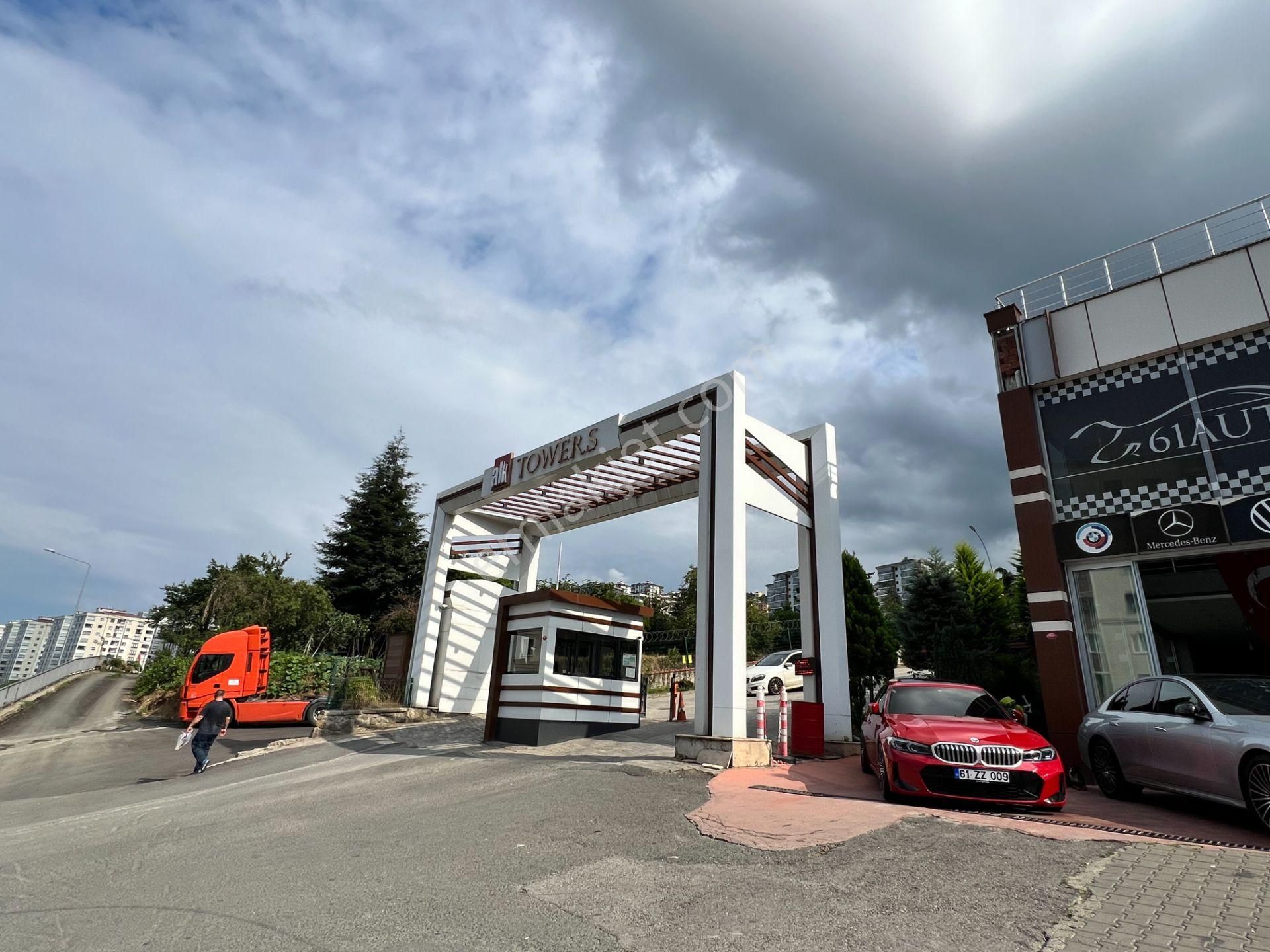 Akçaabat Söğütlü Ak Towers Sitesi'nde 4+1 Satılık Daire