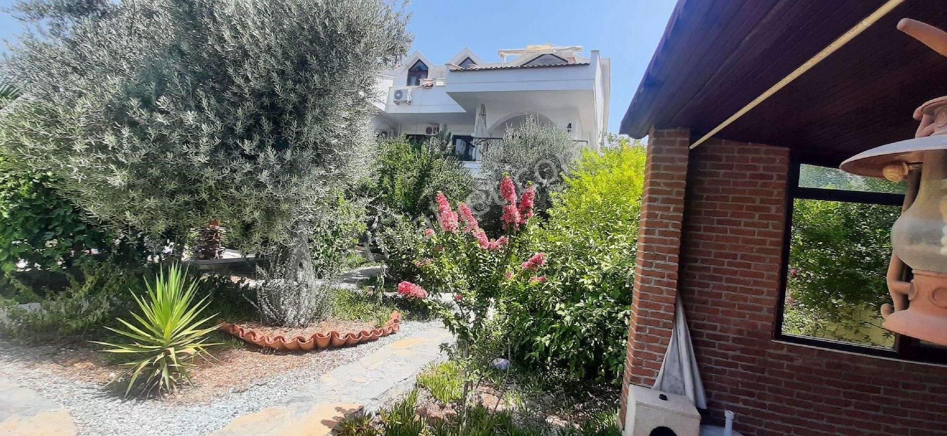 Didim Akbük'te Çok Elit Sitede Köşe Konum 3+1 Bahçekat Daire - Görsel 13