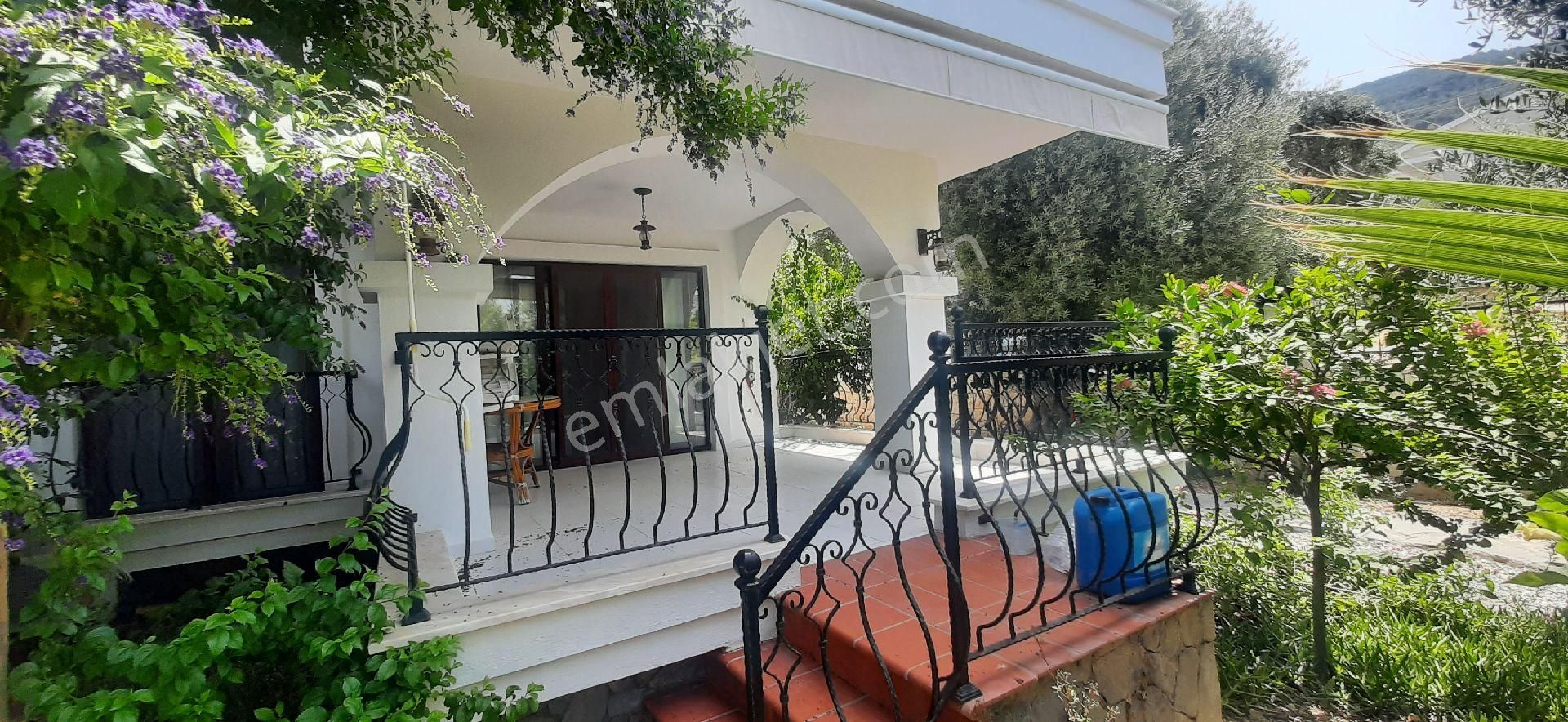 Didim Akbük'te Çok Elit Sitede Köşe Konum 3+1 Bahçekat Daire - Görsel 10