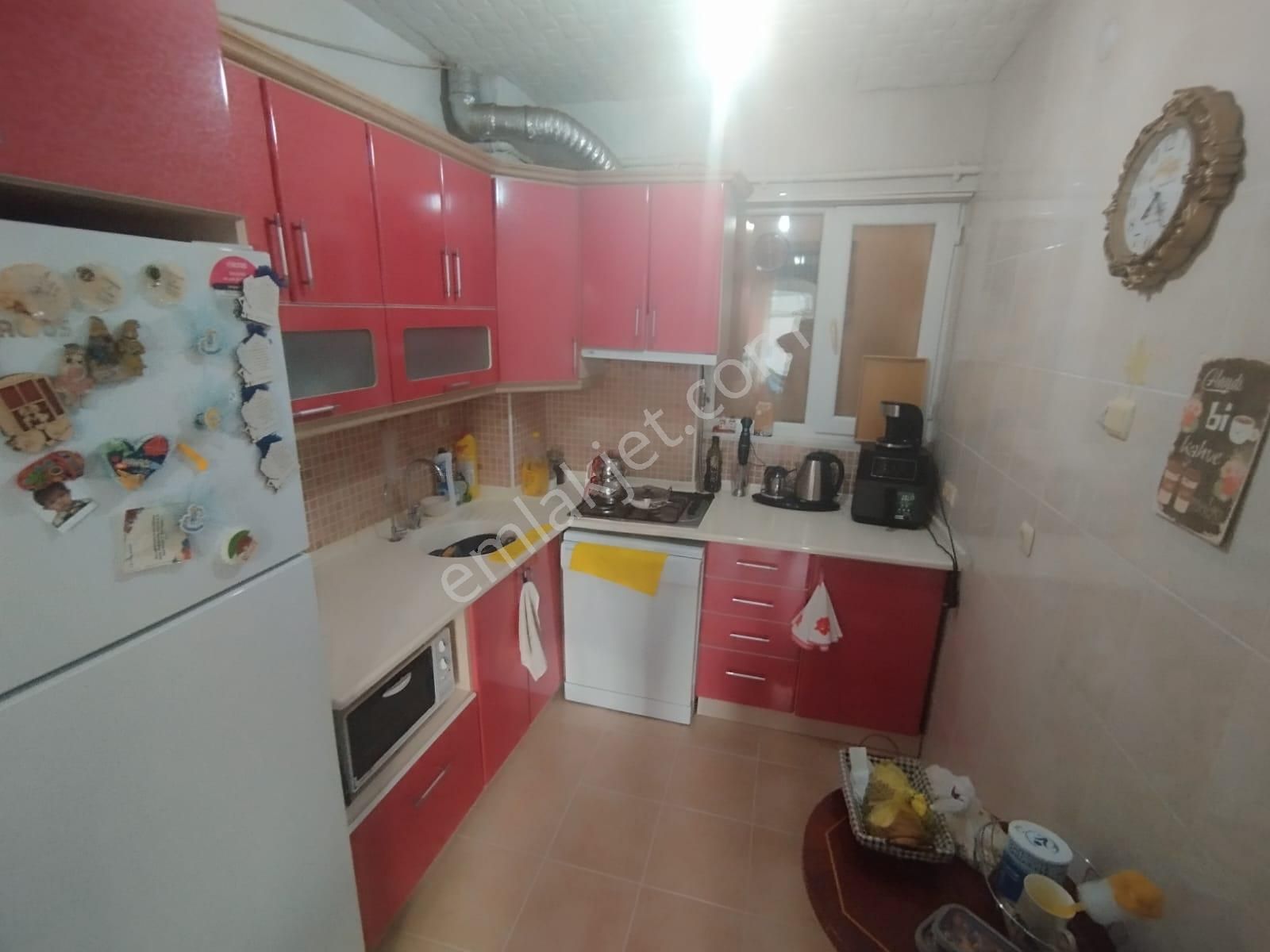 Samsun İlkadım Hürriyet Mahallesinde 3.kat Satılık 2+1 Daire