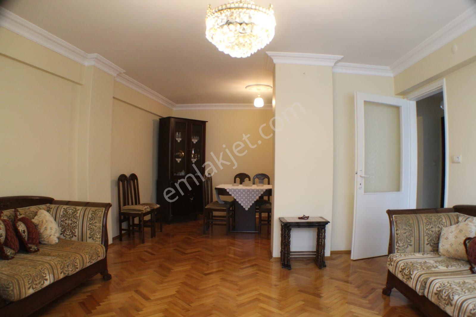 Bursa Osmangazi Ortapazar Caddesi'nde 2+1 90 M2 3.kat Asansörlü Daire Satılık - Görsel 2