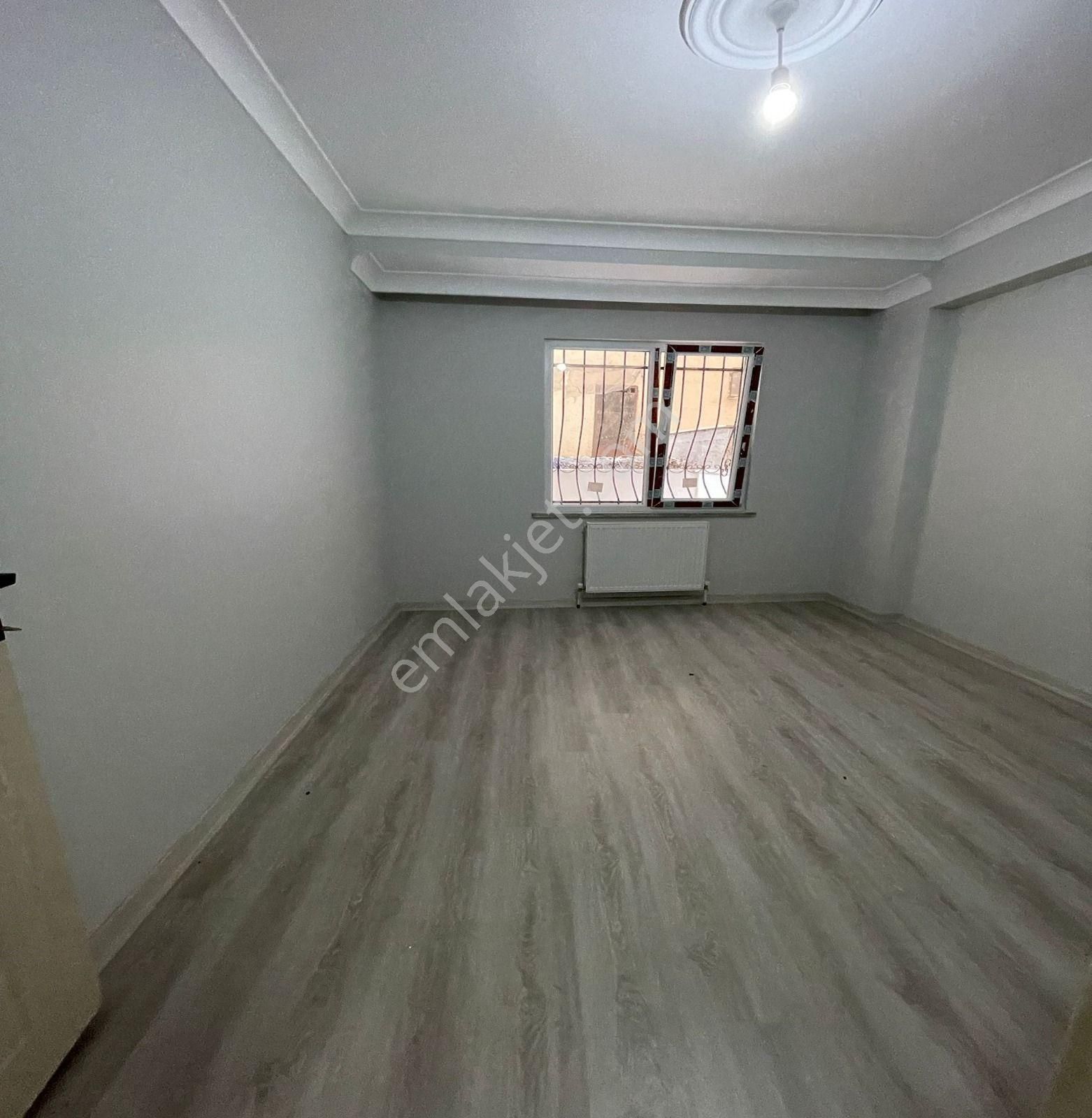 Bahçeşehir Bölgesinin En Uygun 3+1 Yüksek Giriş Satılık Dairesi - Görsel 9