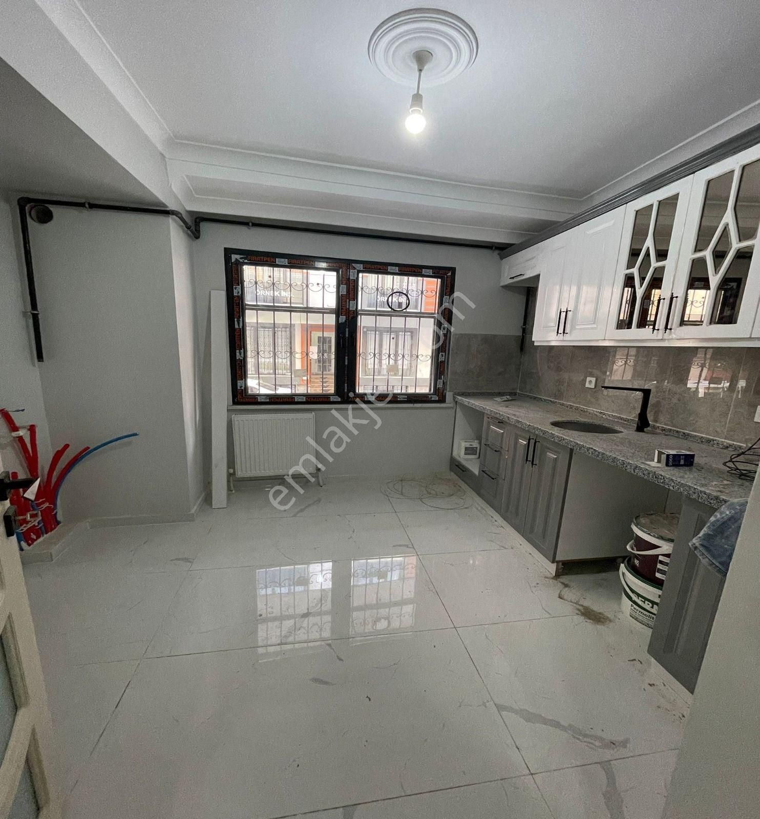 Bahçeşehir Bölgesinin En Uygun 3+1 Yüksek Giriş Satılık Dairesi - Görsel 8