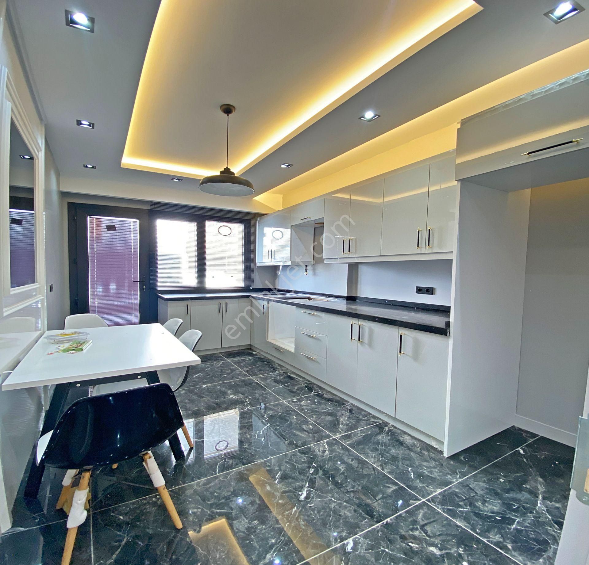 Bahçeşehir Bölge Akbatı Lokasyonunda 2+1 Ve 3+1 Oturuma Hazır Lüx Satılık Daire - Görsel 11