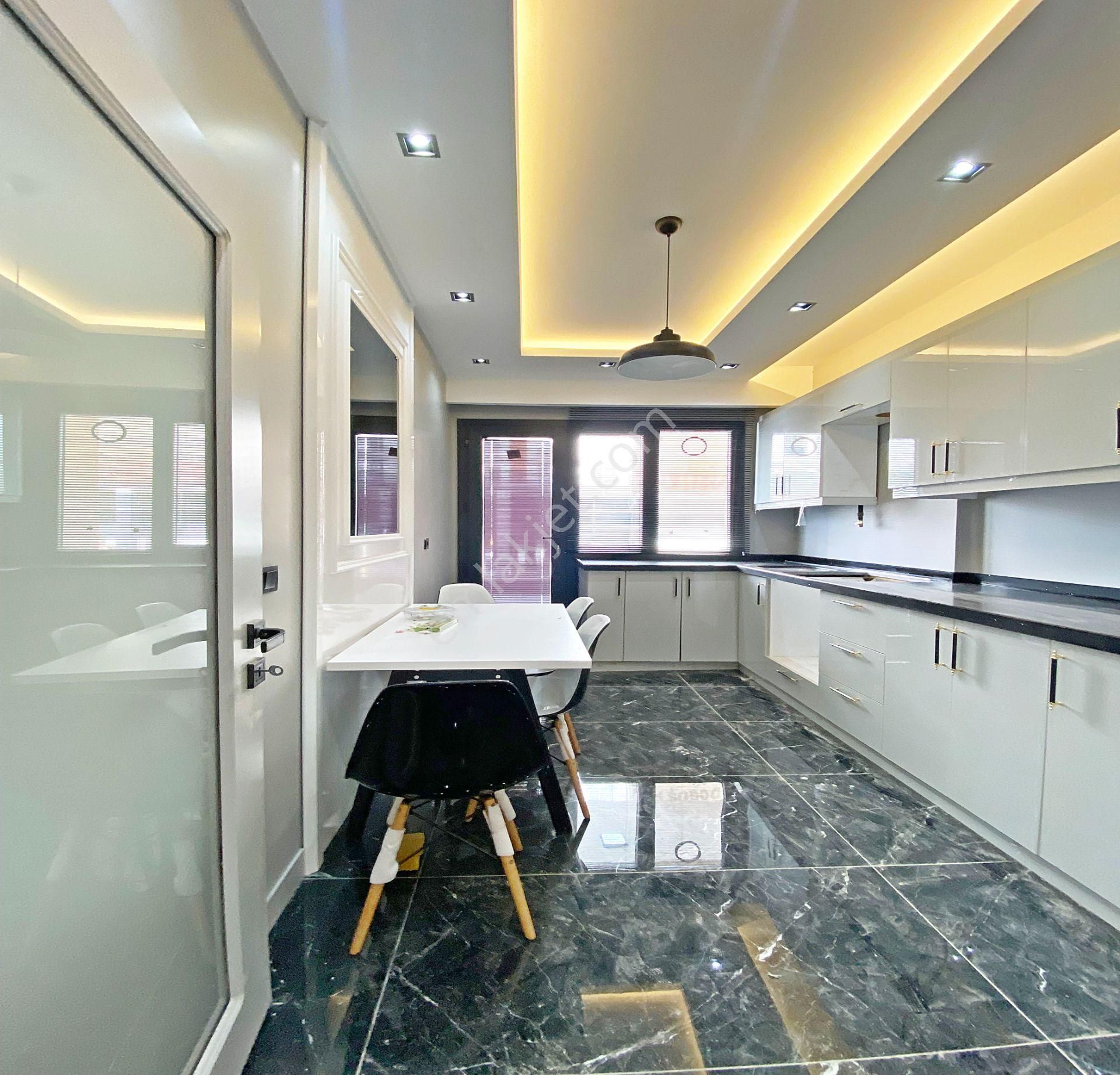 Bahçeşehir Bölge Akbatı Lokasyonunda 2+1 Ve 3+1 Oturuma Hazır Lüx Satılık Daire - Görsel 16