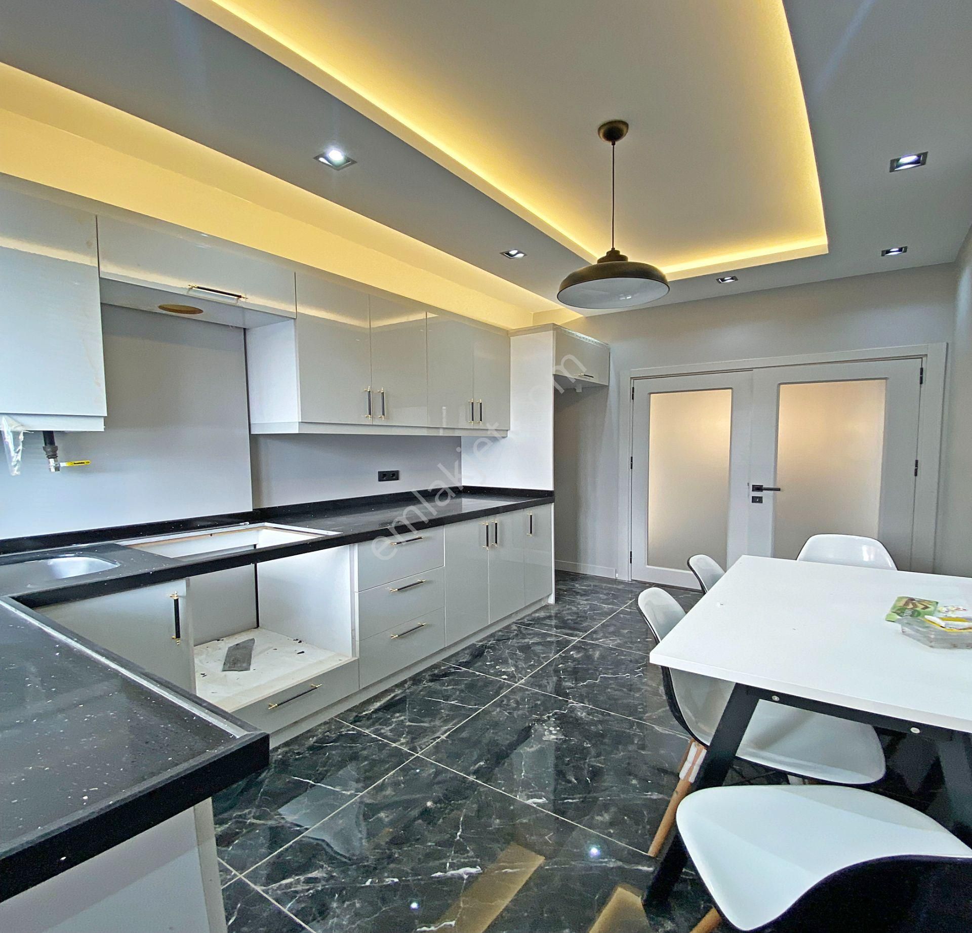 Bahçeşehir Bölge Akbatı Lokasyonunda 2+1 Ve 3+1 Oturuma Hazır Lüx Satılık Daire - Görsel 20