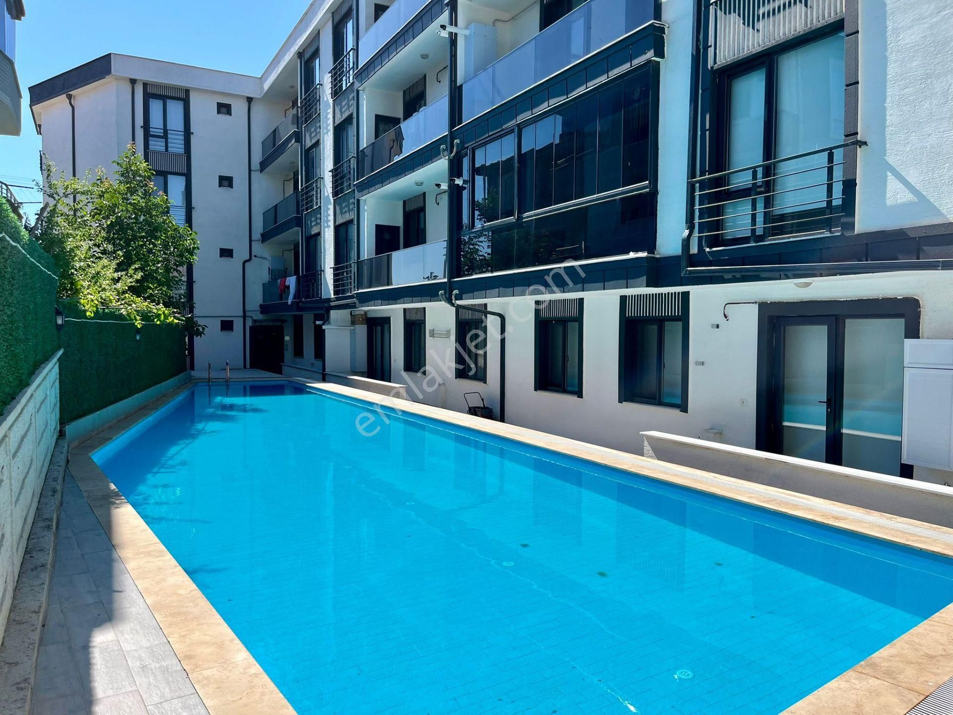 Havuzlu , Asansörlü Site'de 2+1 Daire Fırsatı !!!!