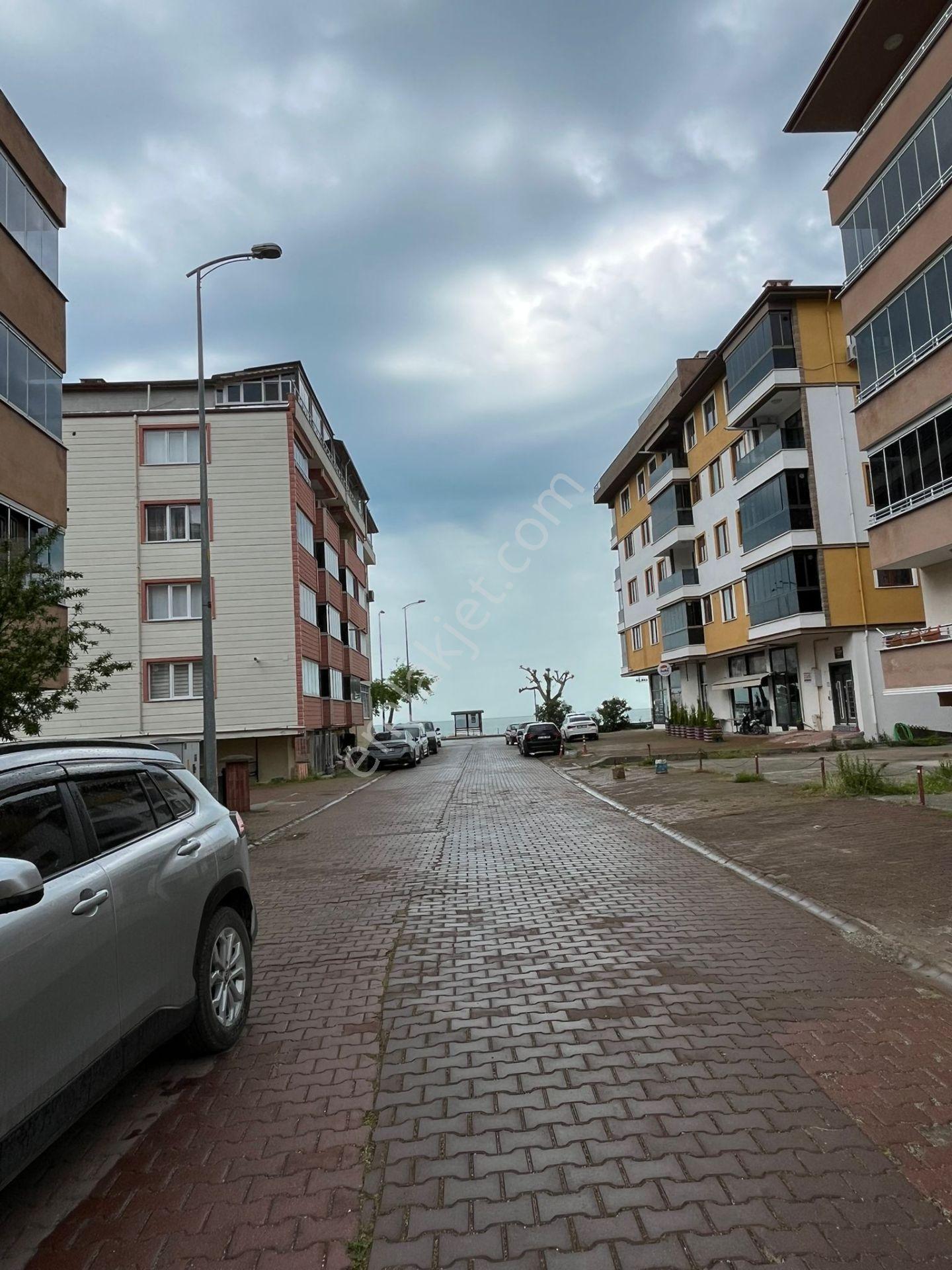 Cide Demirtaş Emlak Güvencesi İle Satılık 3+1 2 Katlı Müstakil Ev - Görsel 3