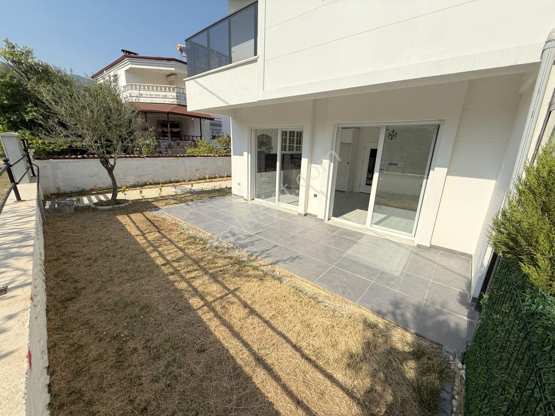 🟣🟣 Güç Gayrimenkul'den Güre'de Kazdağları Manzaralı Geniş Bahçeli Lüx Satılık 5+1 Villa - Görsel 2