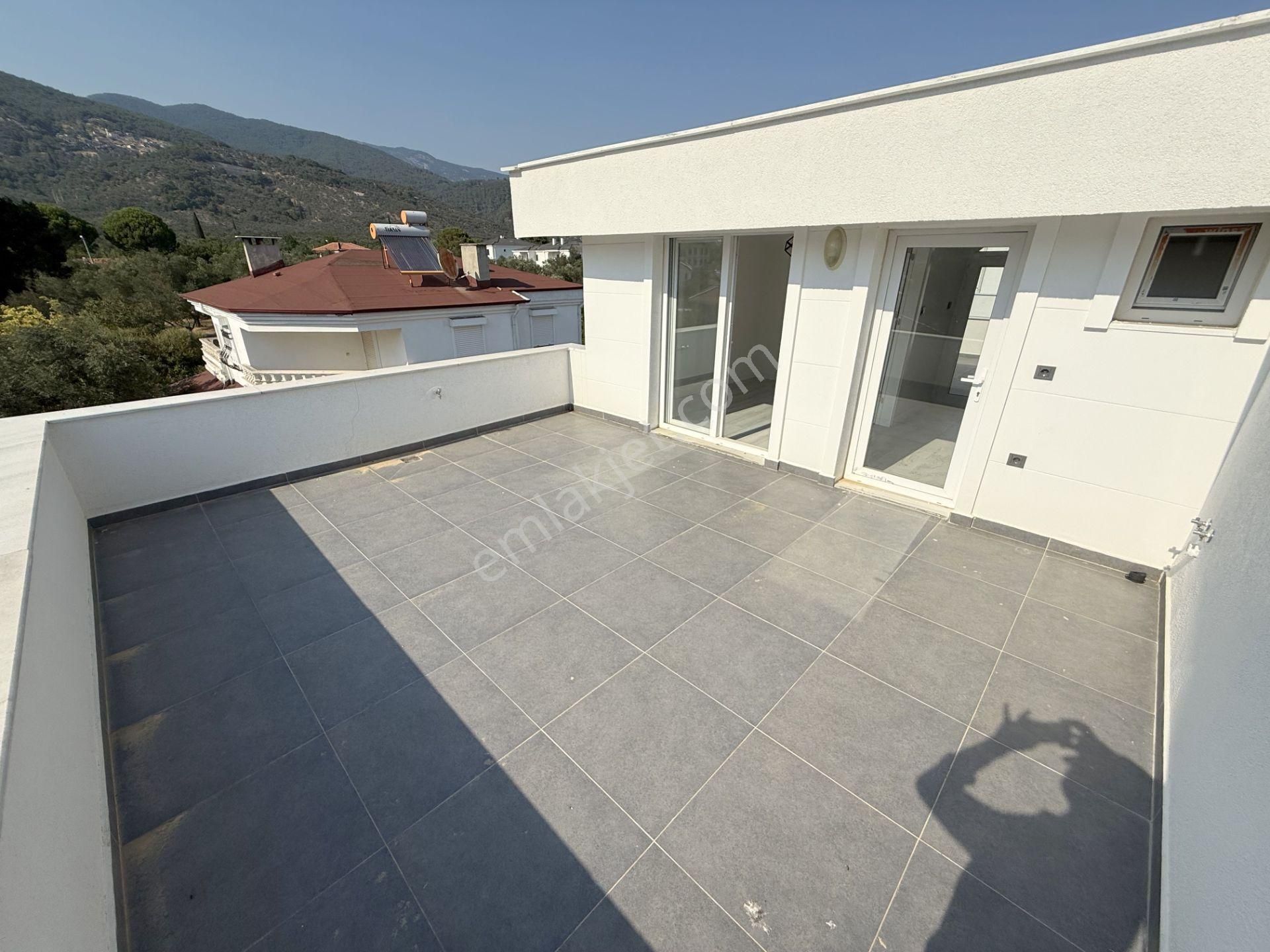🟣🟣 Güç Gayrimenkul'den Güre'de Kazdağları Manzaralı Geniş Bahçeli Lüx Satılık 5+1 Villa - Görsel 32