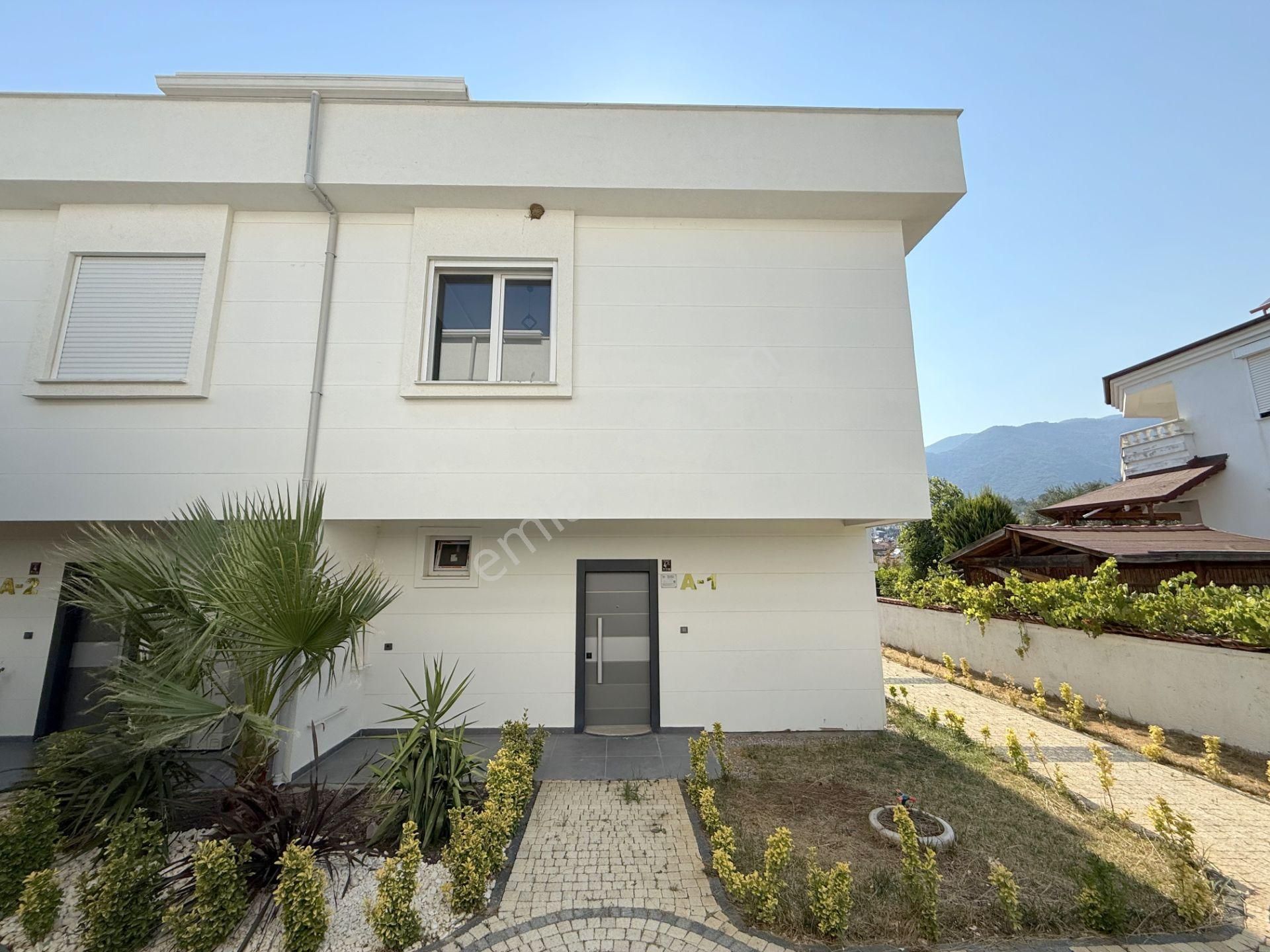 🟣🟣 Güç Gayrimenkul'den Güre'de Kazdağları Manzaralı Geniş Bahçeli Lüx Satılık 5+1 Villa - Görsel 16