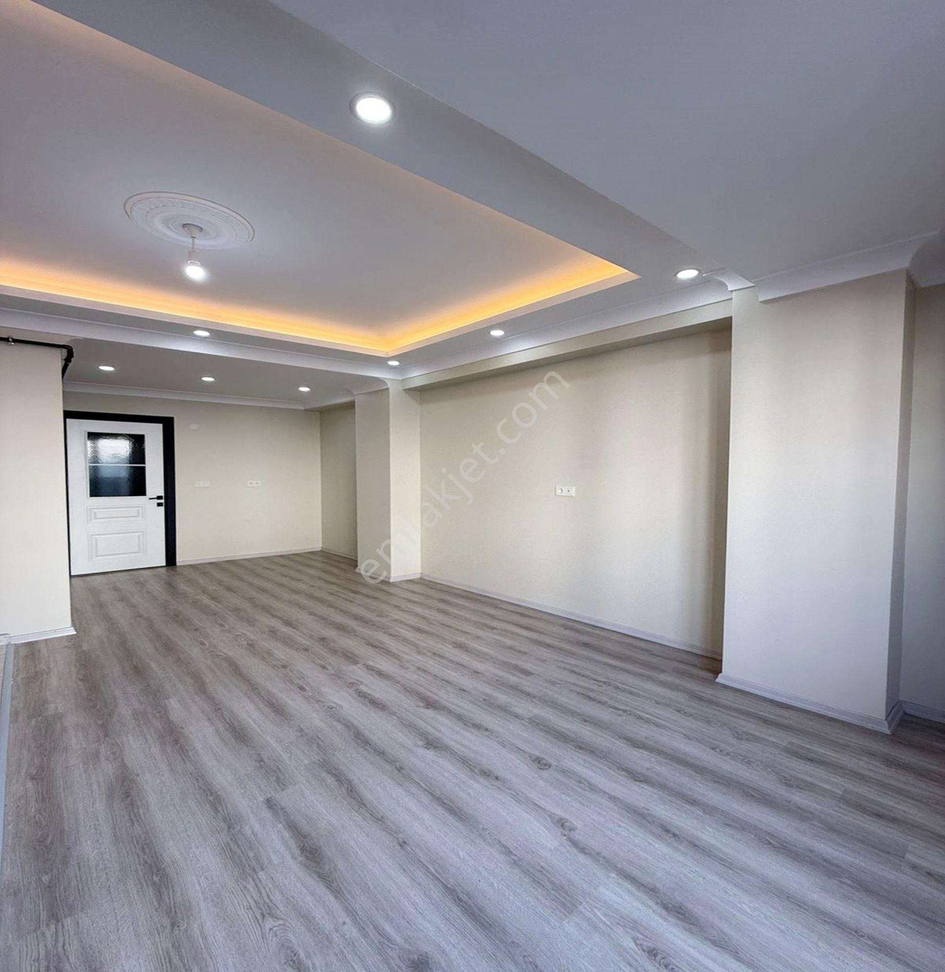 Metrobüse Yakın 1+1 Yatırıma Oturuma Uygun Satılık Emsalsiz Daire - Görsel 18