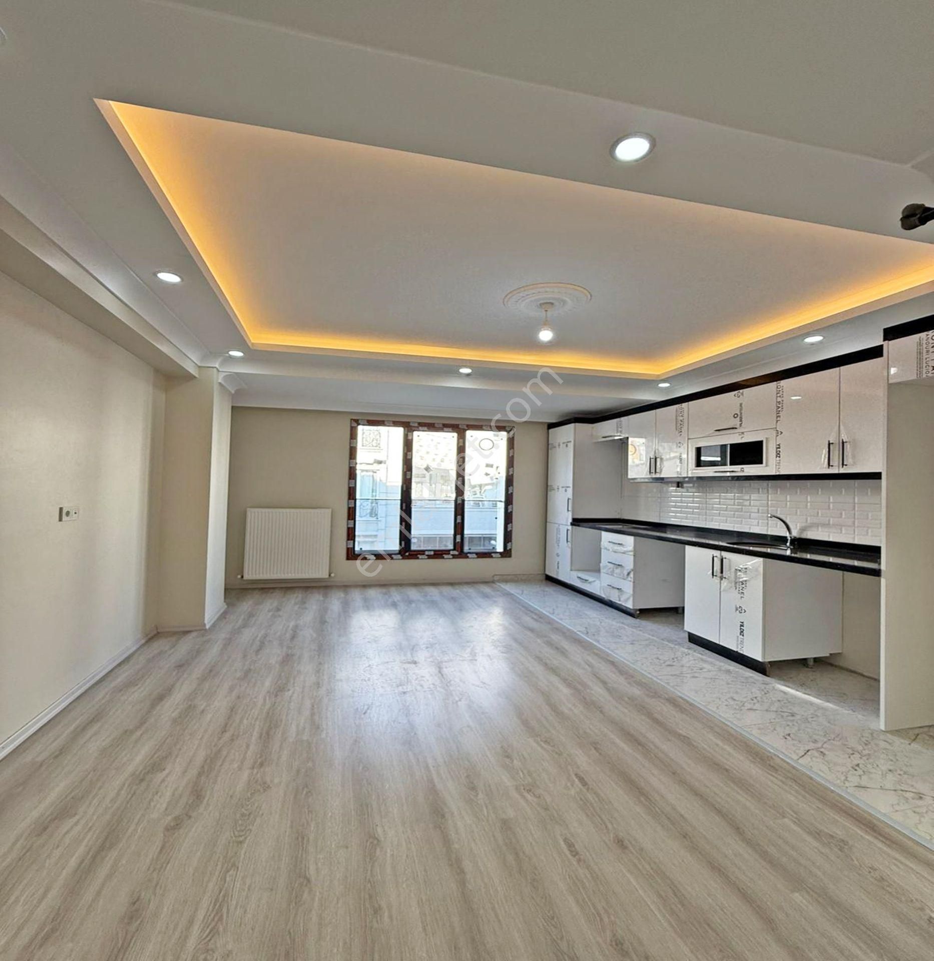 Metrobüse Yakın 1+1 Yatırıma Oturuma Uygun Satılık Emsalsiz Daire - Görsel 12