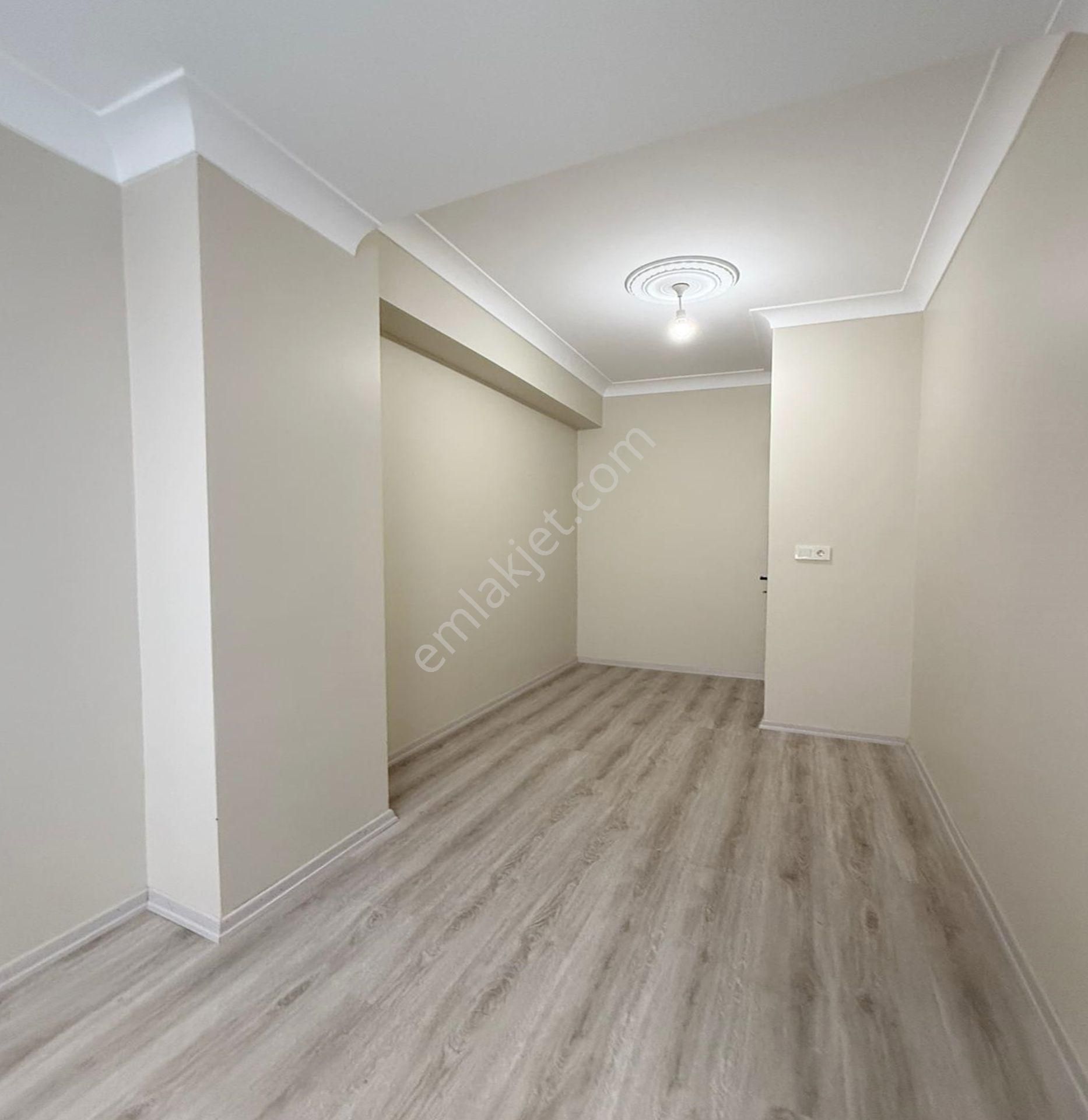 Metrobüse Yakın 1+1 Yatırıma Oturuma Uygun Satılık Emsalsiz Daire - Görsel 21