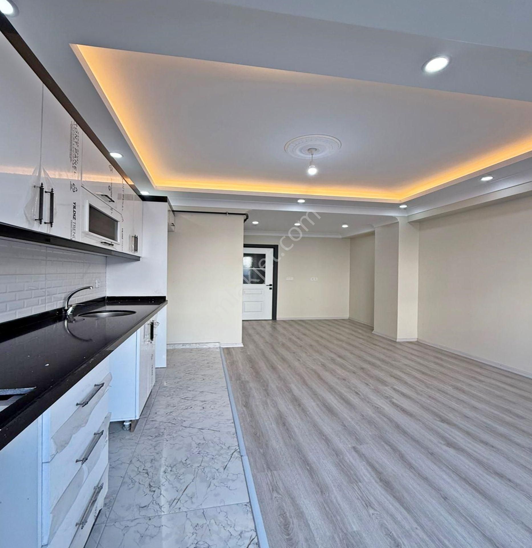 Metrobüse Yakın 1+1 Yatırıma Oturuma Uygun Satılık Emsalsiz Daire - Görsel 4