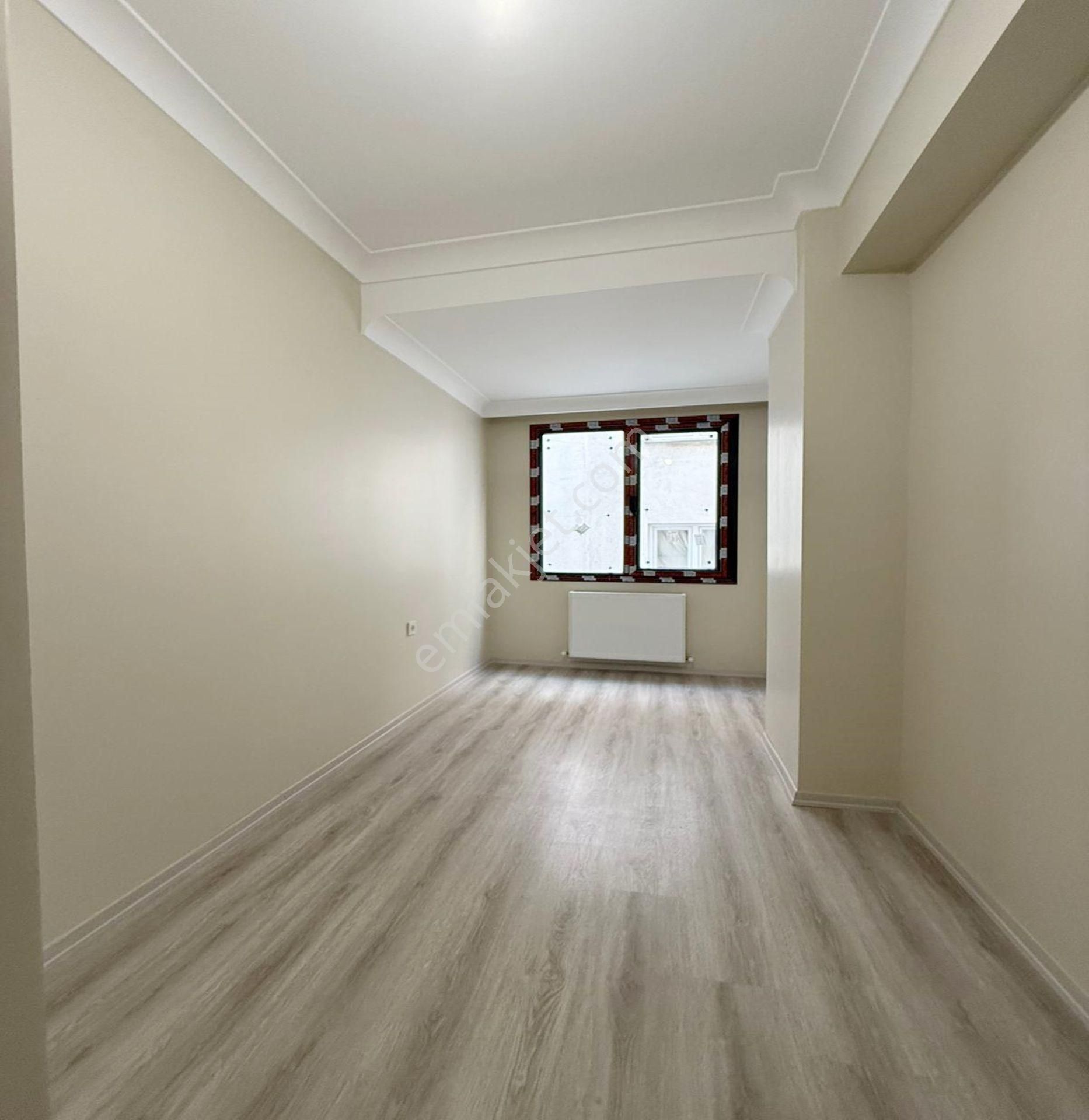 Metrobüse Yakın 1+1 Yatırıma Oturuma Uygun Satılık Emsalsiz Daire - Görsel 16