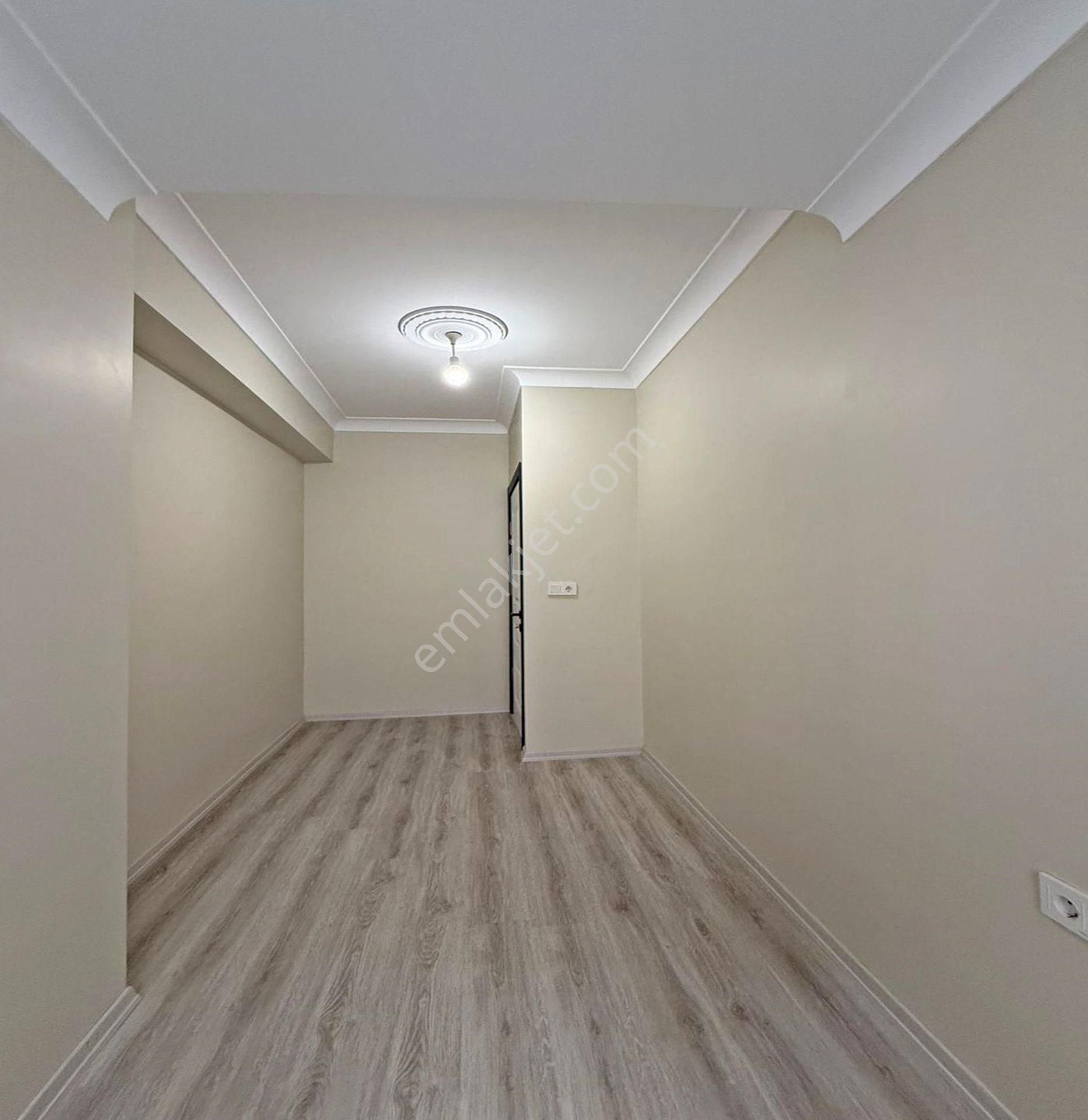 Metrobüse Yakın 1+1 Yatırıma Oturuma Uygun Satılık Emsalsiz Daire - Görsel 10