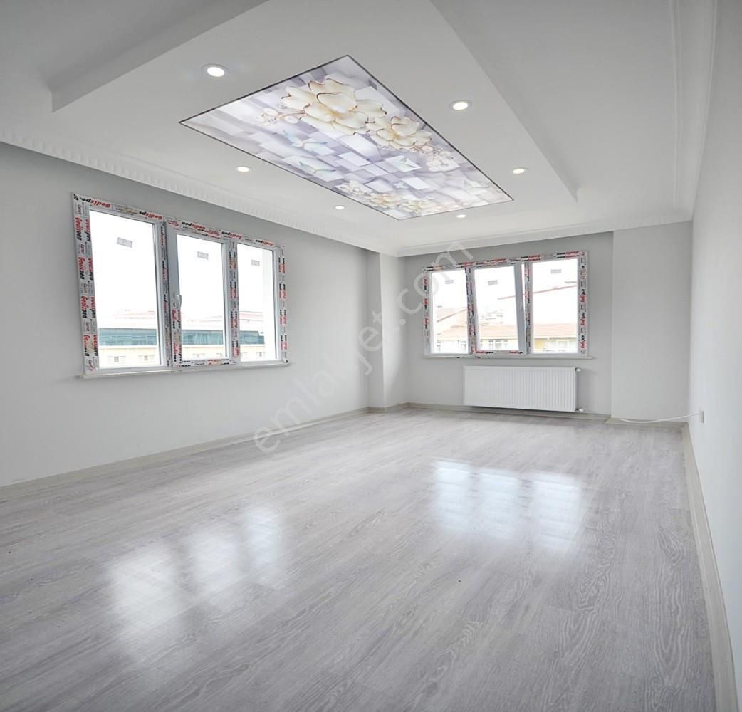 Bahçeşehir Lokasyon 2+1 Giriş Kat Satılık Hastaneye Okula Yakın Daire - Görsel 11