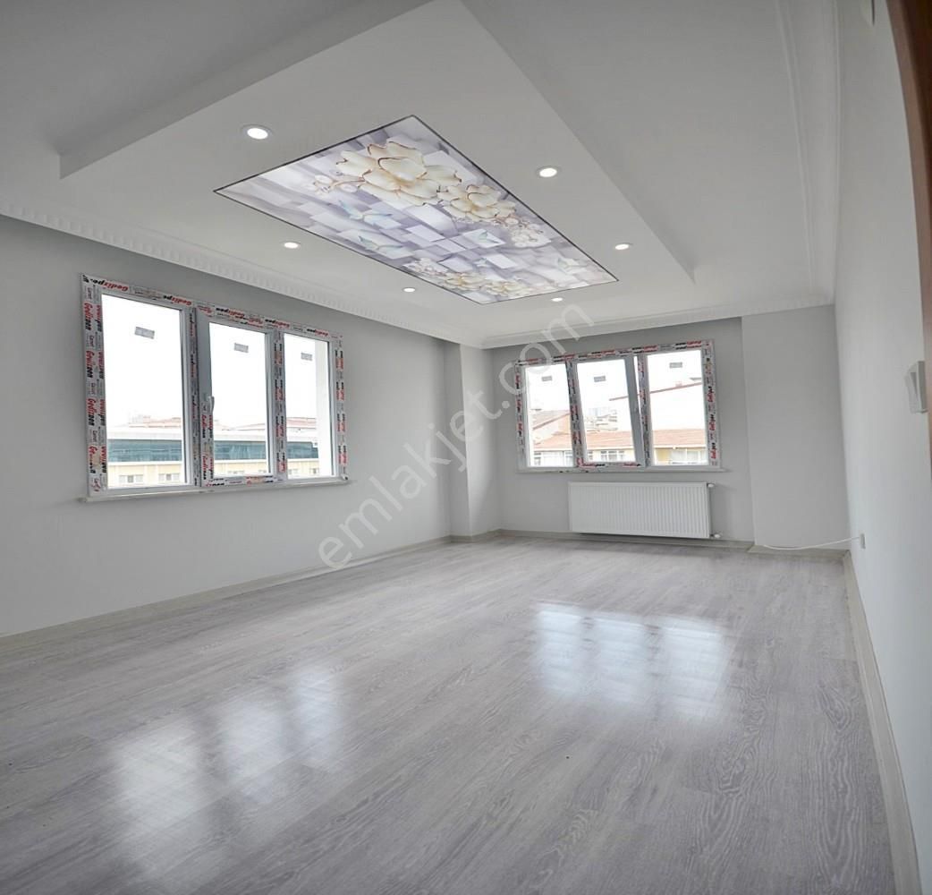 Bahçeşehir Lokasyon 2+1 Giriş Kat Satılık Hastaneye Okula Yakın Daire - Görsel 8