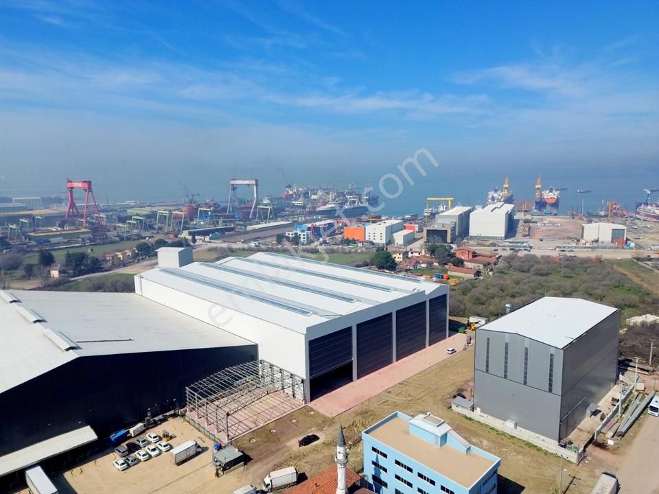 Kiralık 10.000m² H:22 Lojistik Depo & Tekne Çekek İmalat Alanı