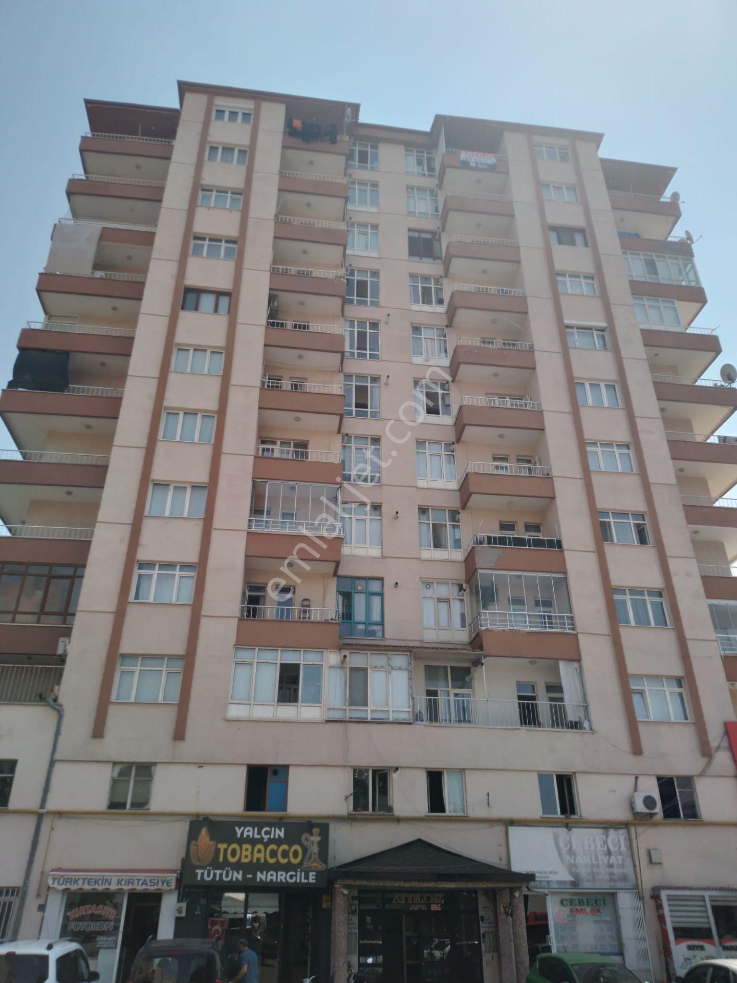 Feza/ Osman Kavuncu Mahallesi Merkezi Konumda Satılık 3+1 Daire