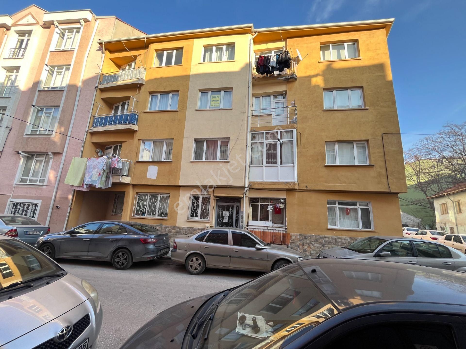 Esgyo'dan Her Yere Yürüme Mesafesinde Kiralık 2+1 Daire