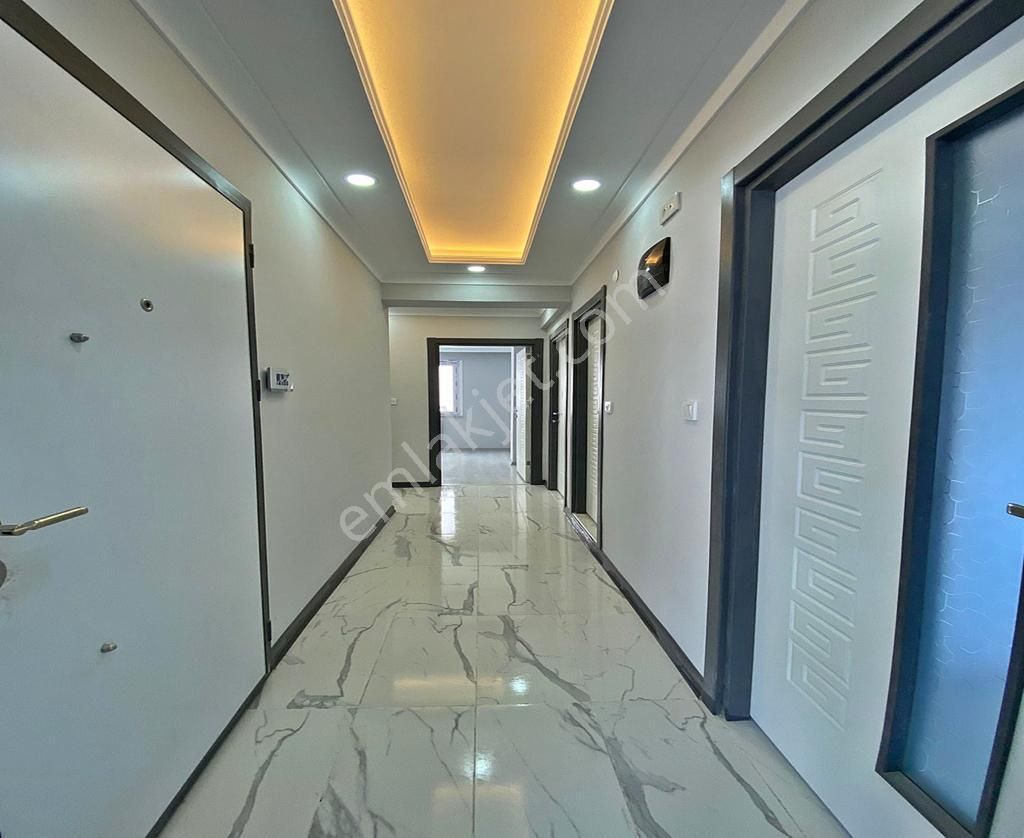 Bahçeşehire Komşu 2+1 Ve 3+1 Kalan Son 3 Fırsat Satılık Daire ! - Görsel 28