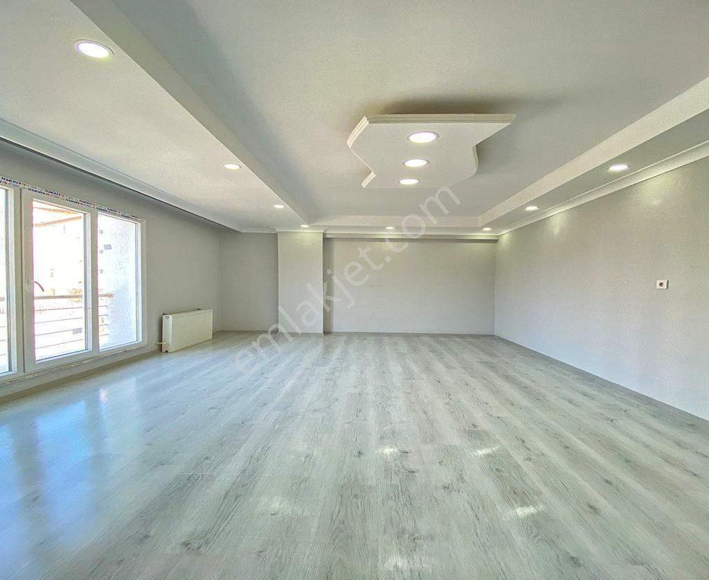 Bahçeşehire Komşu 2+1 Ve 3+1 Kalan Son 3 Fırsat Satılık Daire ! - Görsel 29