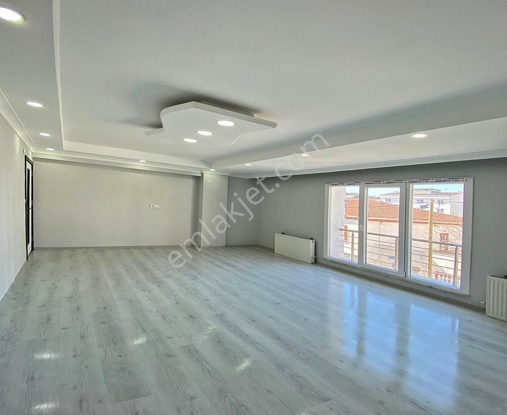 Bahçeşehire Komşu 2+1 Ve 3+1 Kalan Son 3 Fırsat Satılık Daire ! - Görsel 26