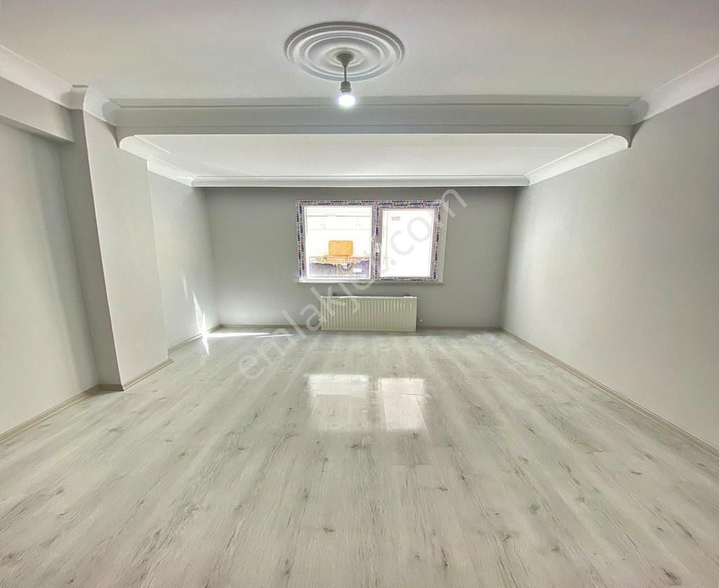 Bahçeşehire Komşu 2+1 Ve 3+1 Kalan Son 3 Fırsat Satılık Daire ! - Görsel 3