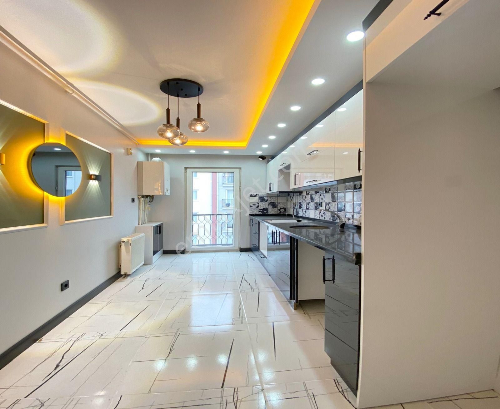 Sıcak Atmosfer Kaliteli Daireler Yeni 2+1 Kapalı Mutfak Oturuma Hazır Krediye Uygun Satılık Daire - Görsel 14