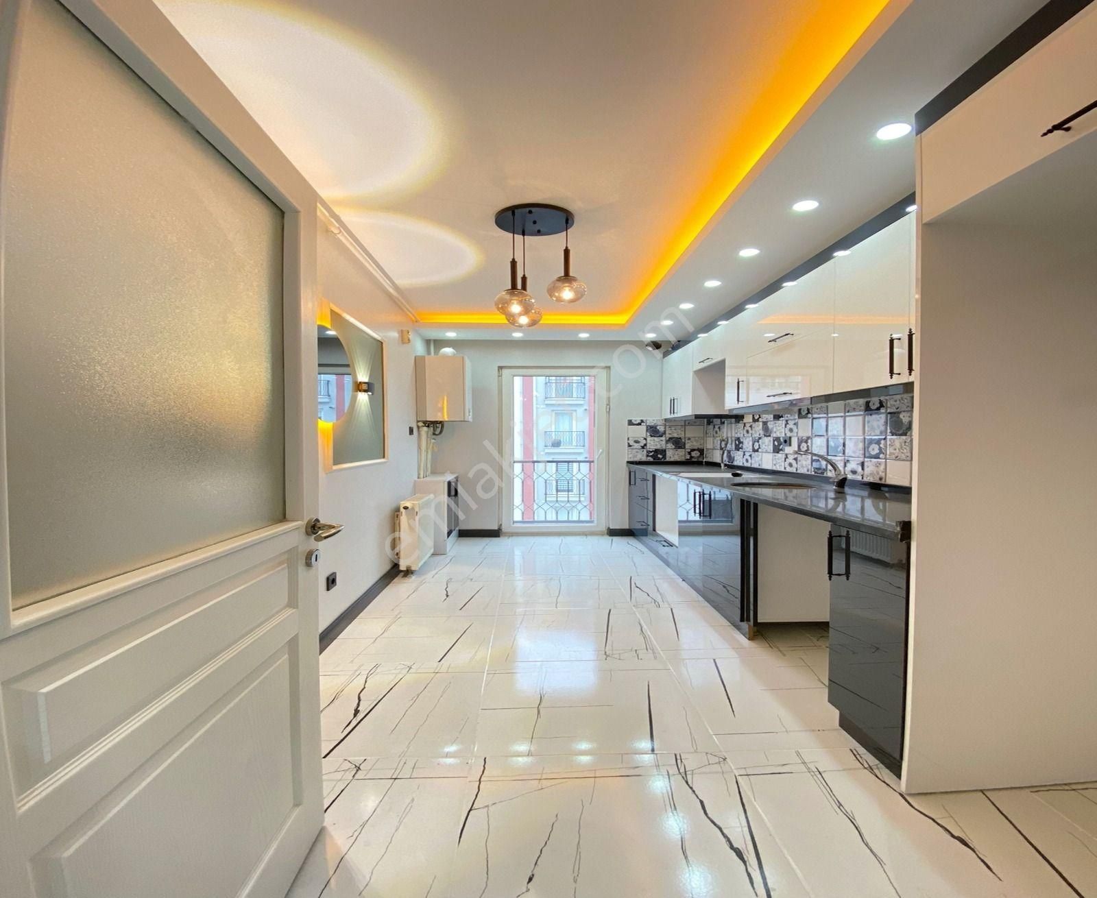 Sıcak Atmosfer Kaliteli Daireler Yeni 2+1 Kapalı Mutfak Oturuma Hazır Krediye Uygun Satılık Daire - Görsel 6